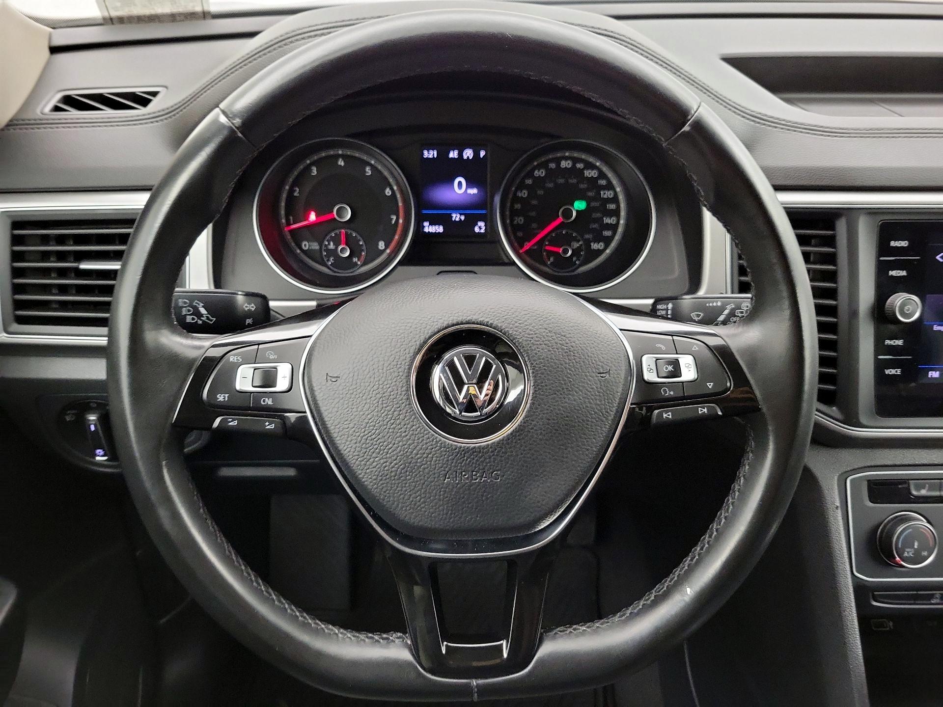 Thumbnail: 2018 Volkswagen Atlas - 10