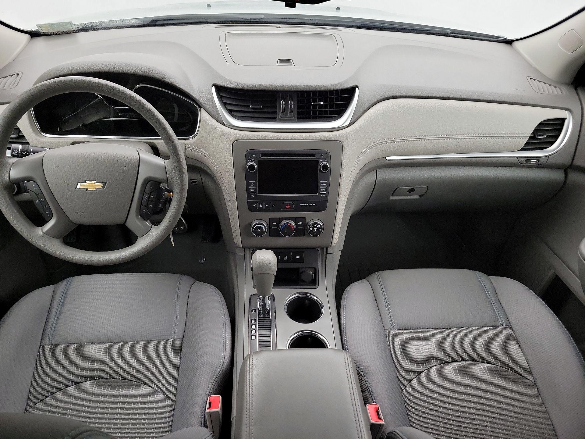 Thumbnail: 2014 Chevrolet Traverse - 9