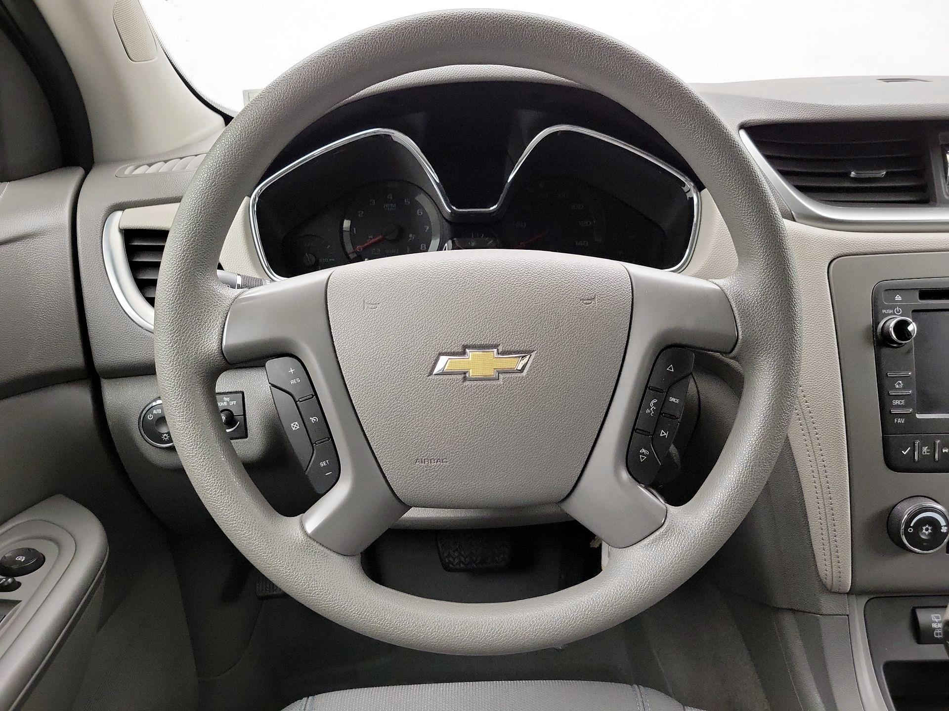 Thumbnail: 2014 Chevrolet Traverse - 10