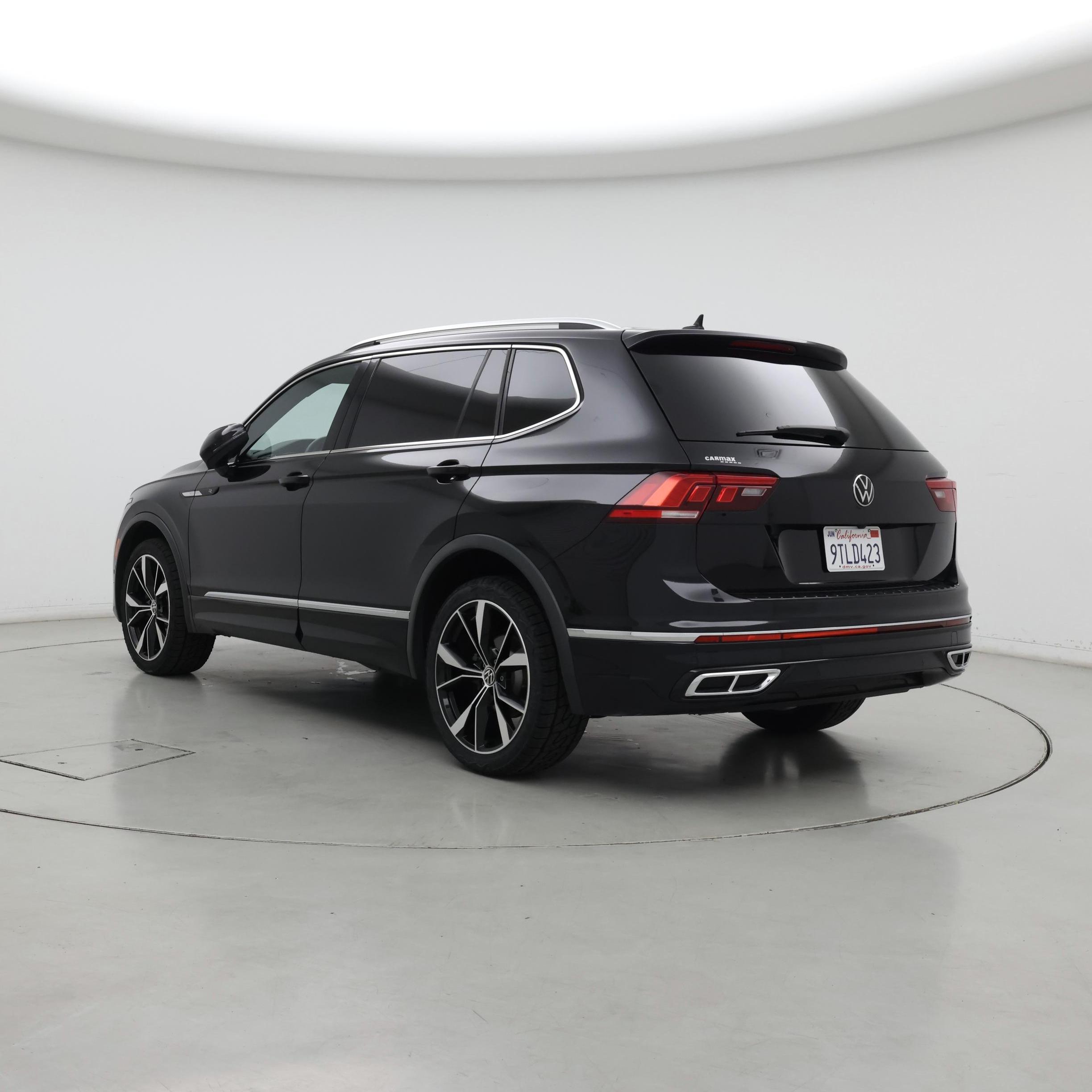 Thumbnail: 2022 Volkswagen Tiguan - 2