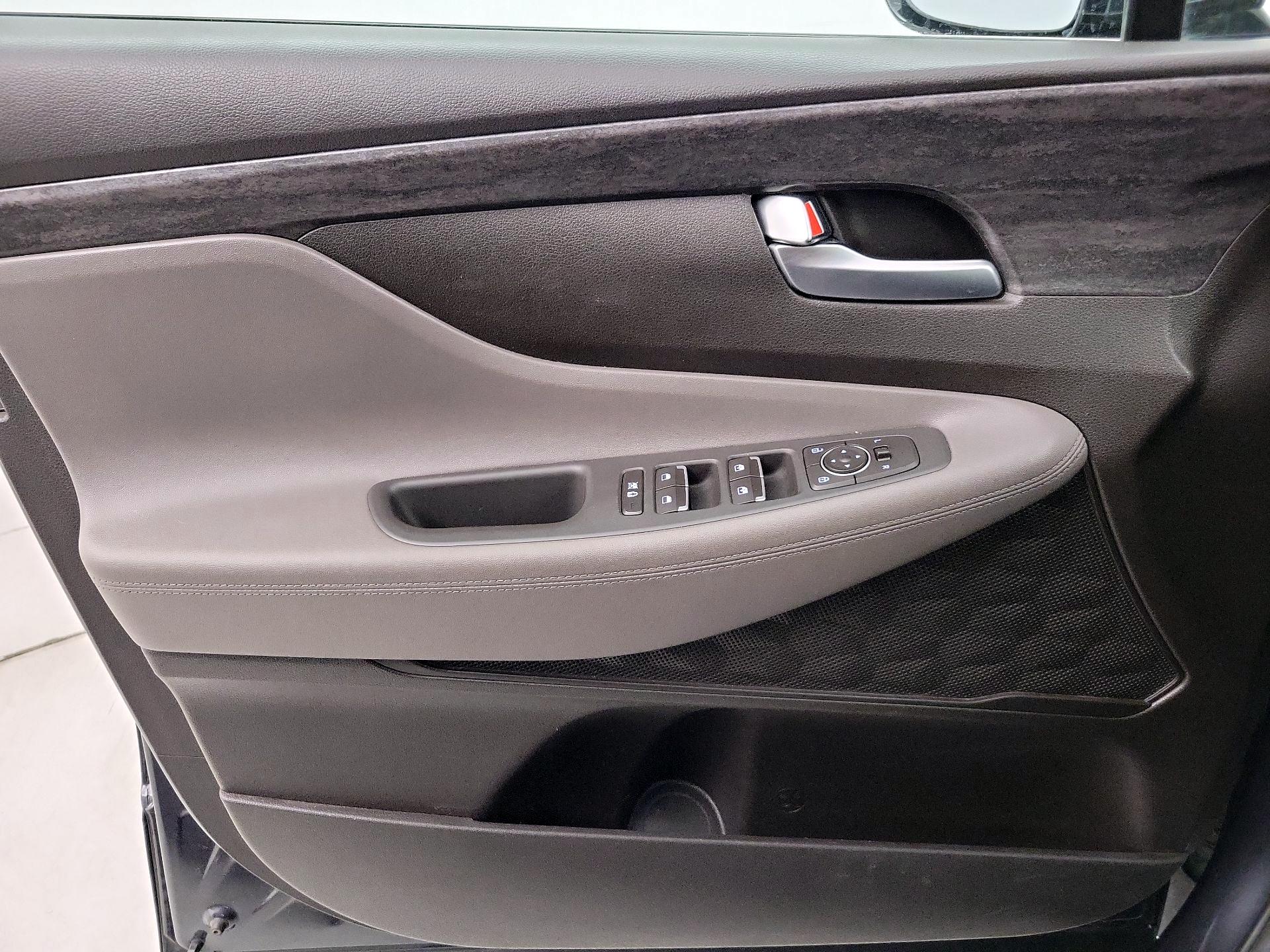 Thumbnail: 2020 Hyundai Santa Fe - 12