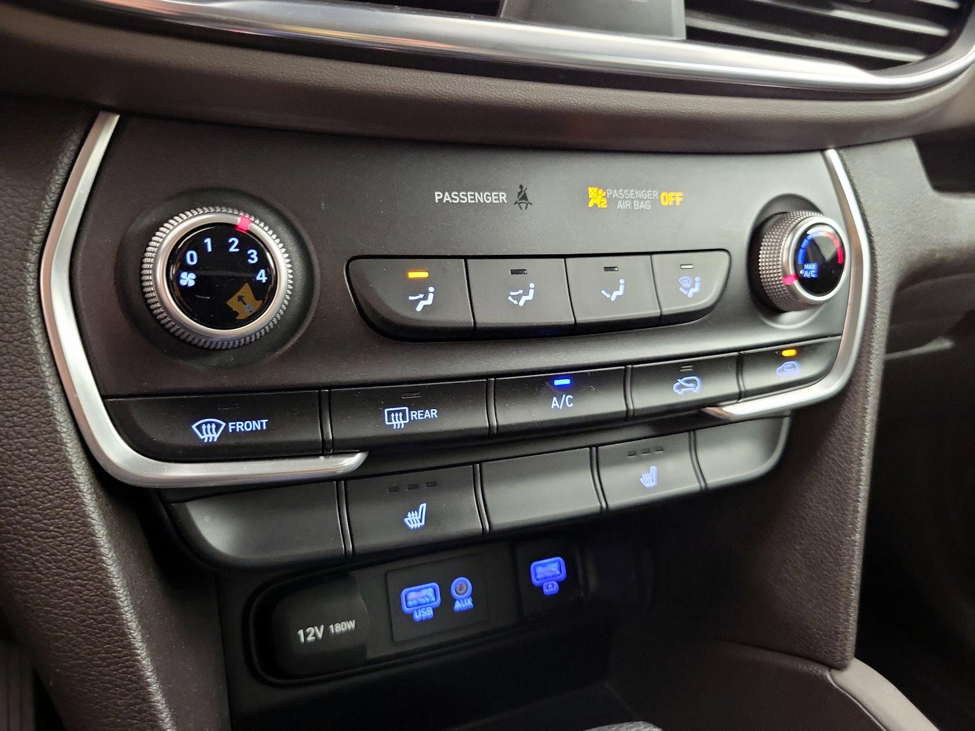 Thumbnail: 2020 Hyundai Santa Fe - 16