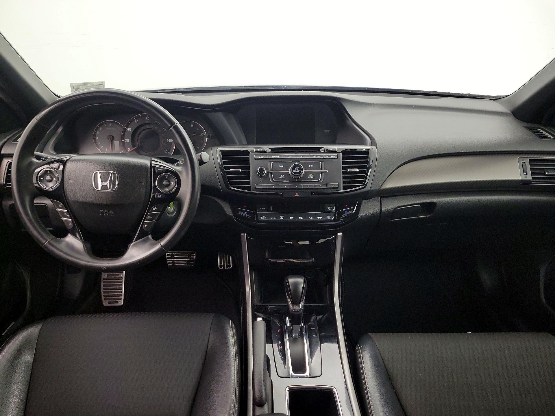 Thumbnail: 2016 Honda Accord - 9