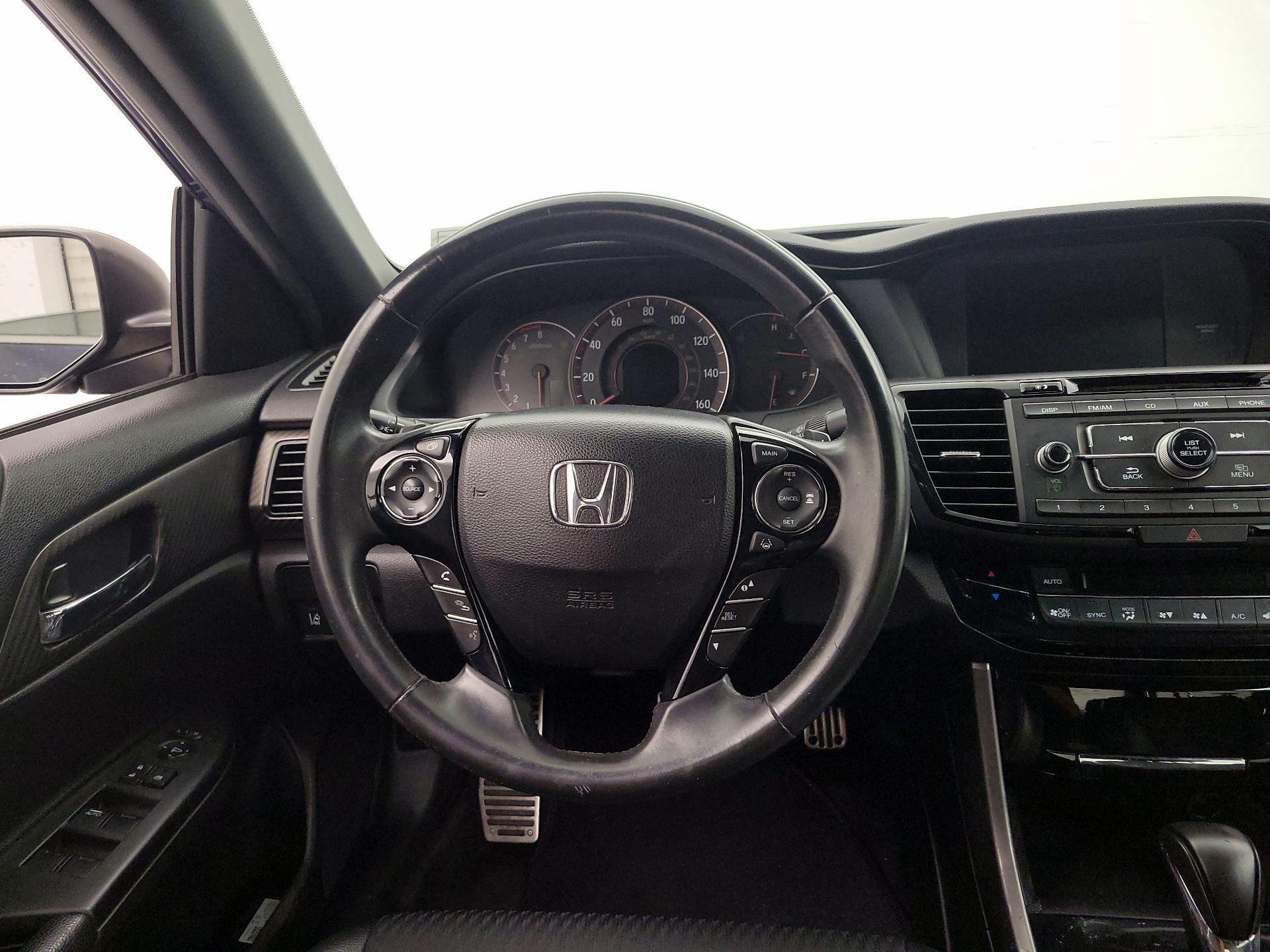 Thumbnail: 2016 Honda Accord - 10