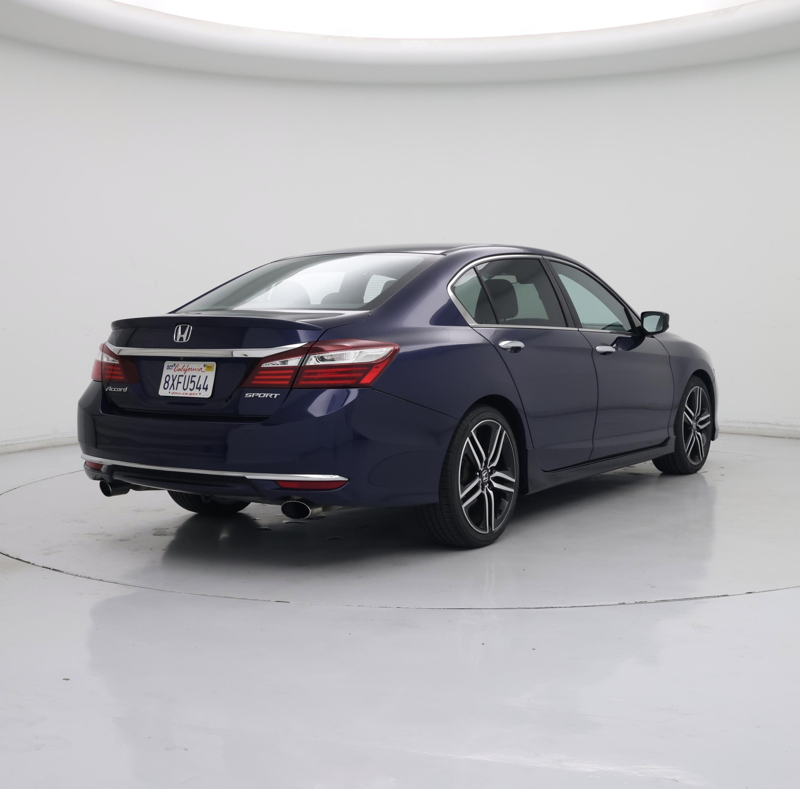Thumbnail: 2016 Honda Accord - 8