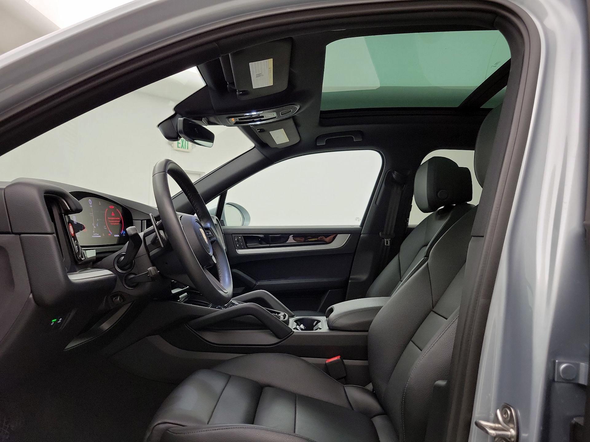 Thumbnail: 2025 Porsche Cayenne - 20