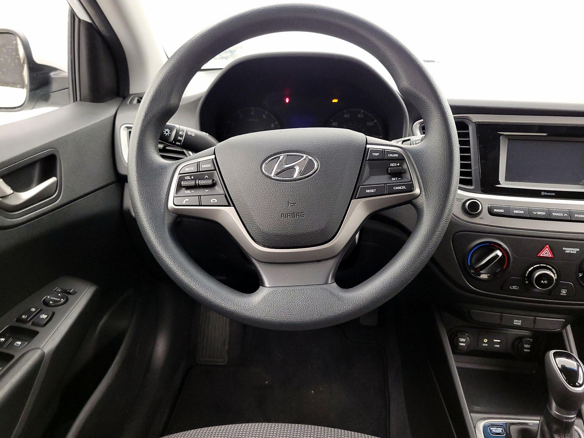 Thumbnail: 2018 Hyundai Accent - 10