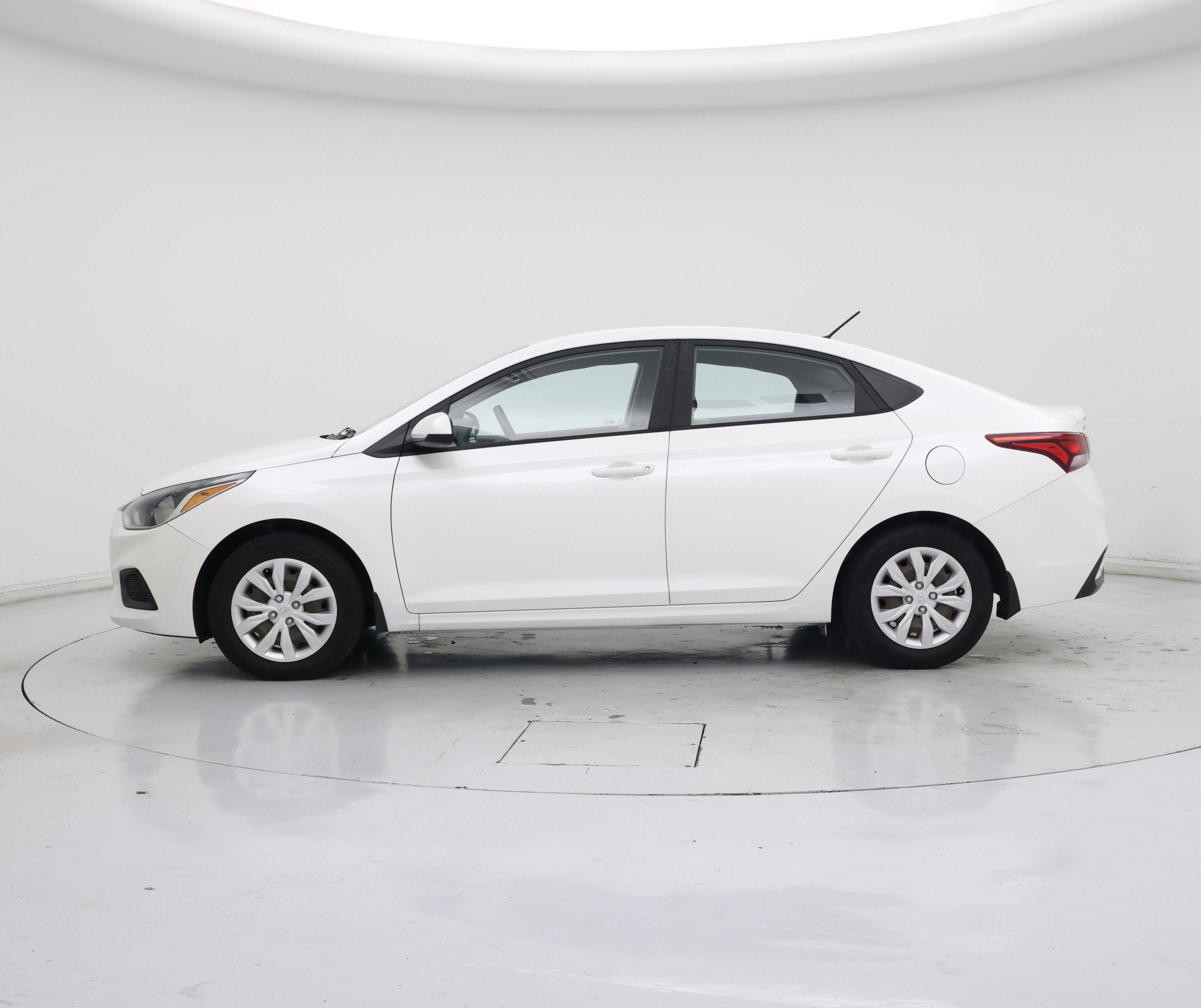 Thumbnail: 2018 Hyundai Accent - 3