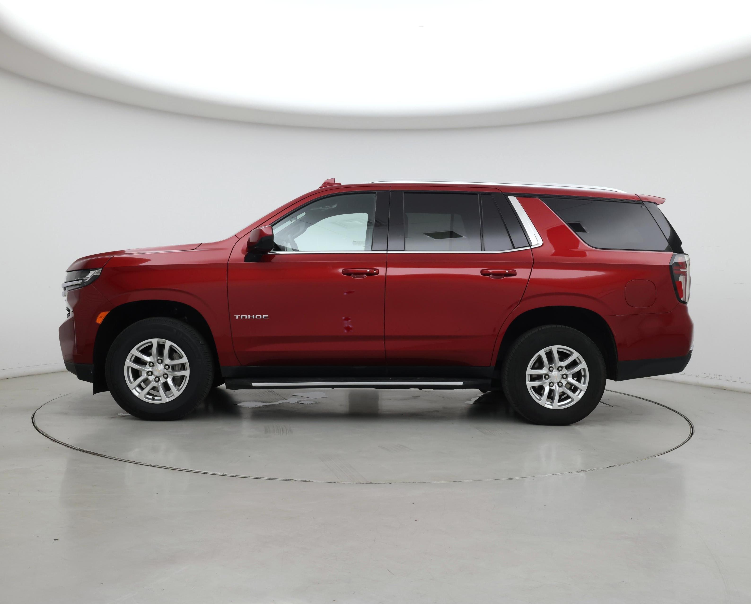 Thumbnail: 2022 Chevrolet Tahoe - 3
