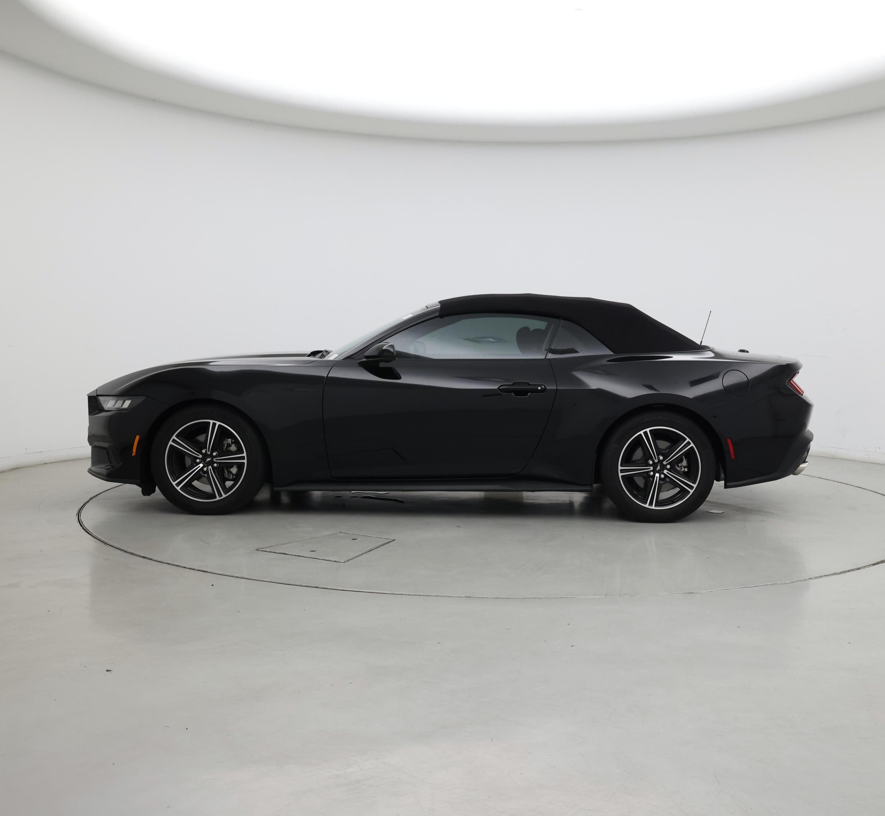 Thumbnail: 2024 Ford Mustang - 3