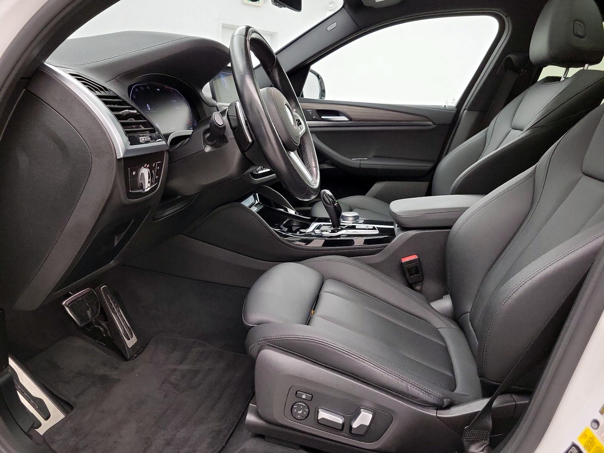 Thumbnail: 2021 BMW X4 - 11