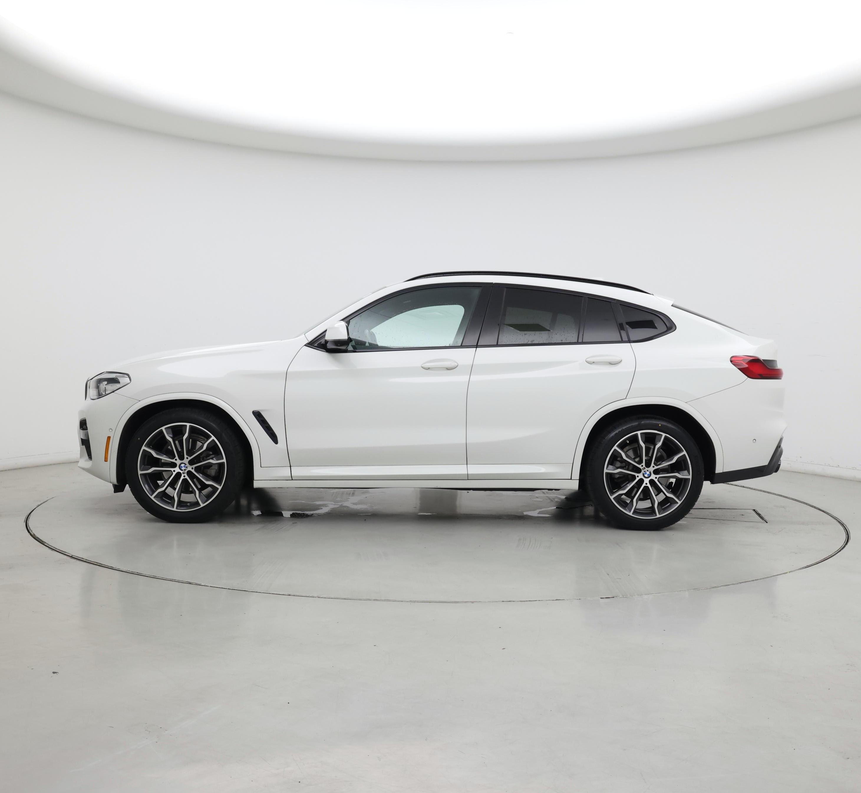 Thumbnail: 2021 BMW X4 - 3