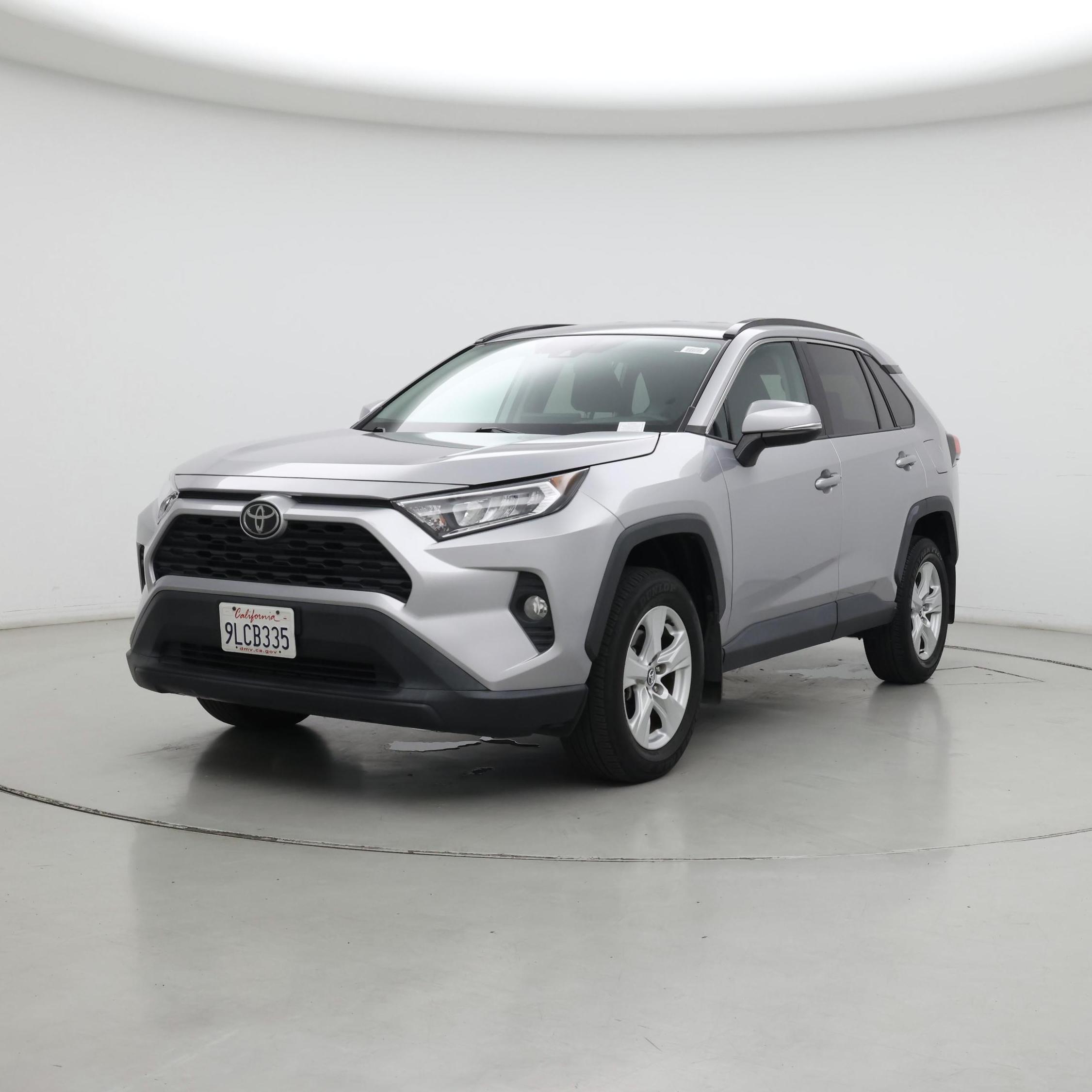 Thumbnail: 2021 Toyota RAV4 - 4