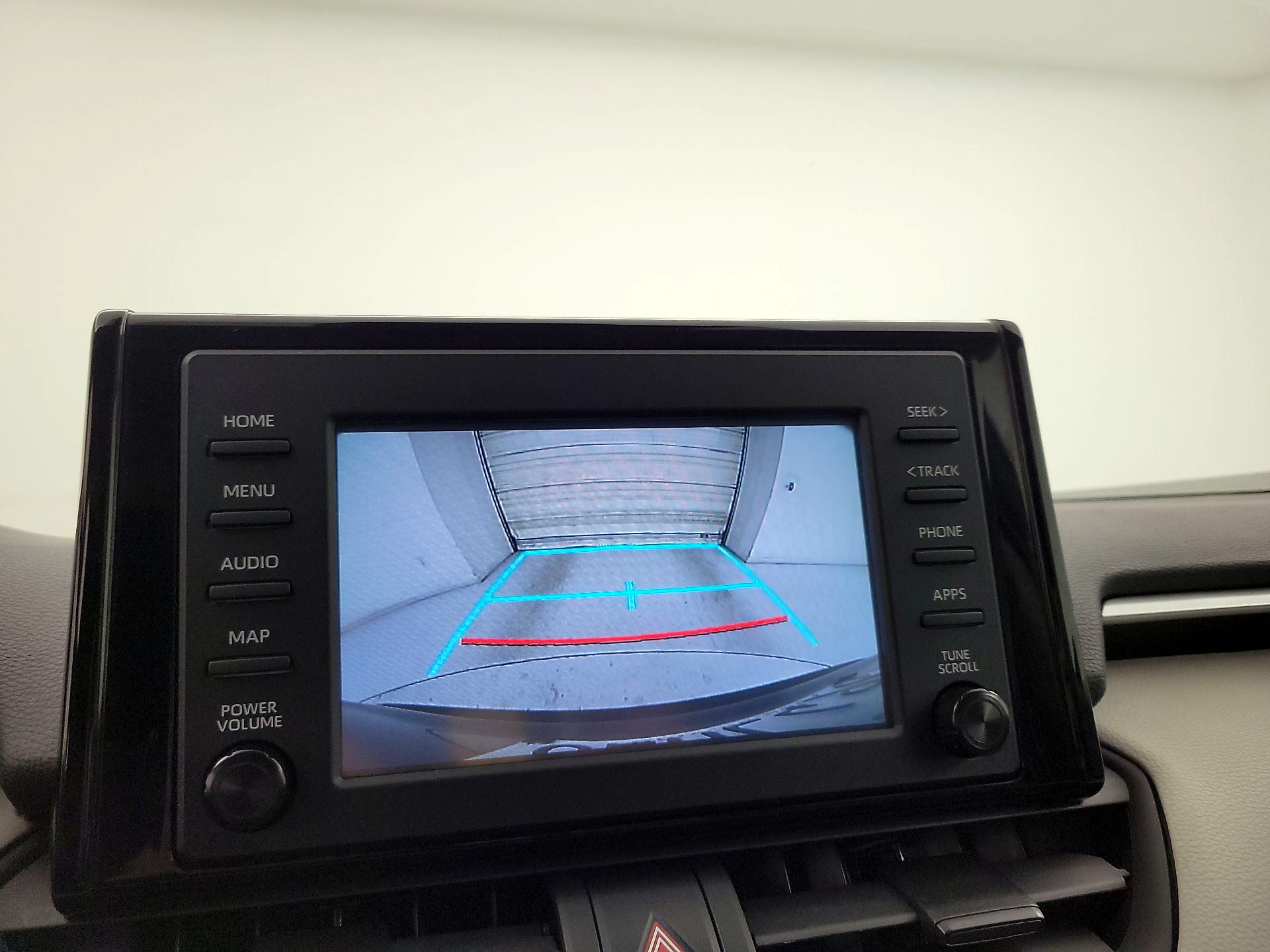Thumbnail: 2019 Toyota RAV4 - 14