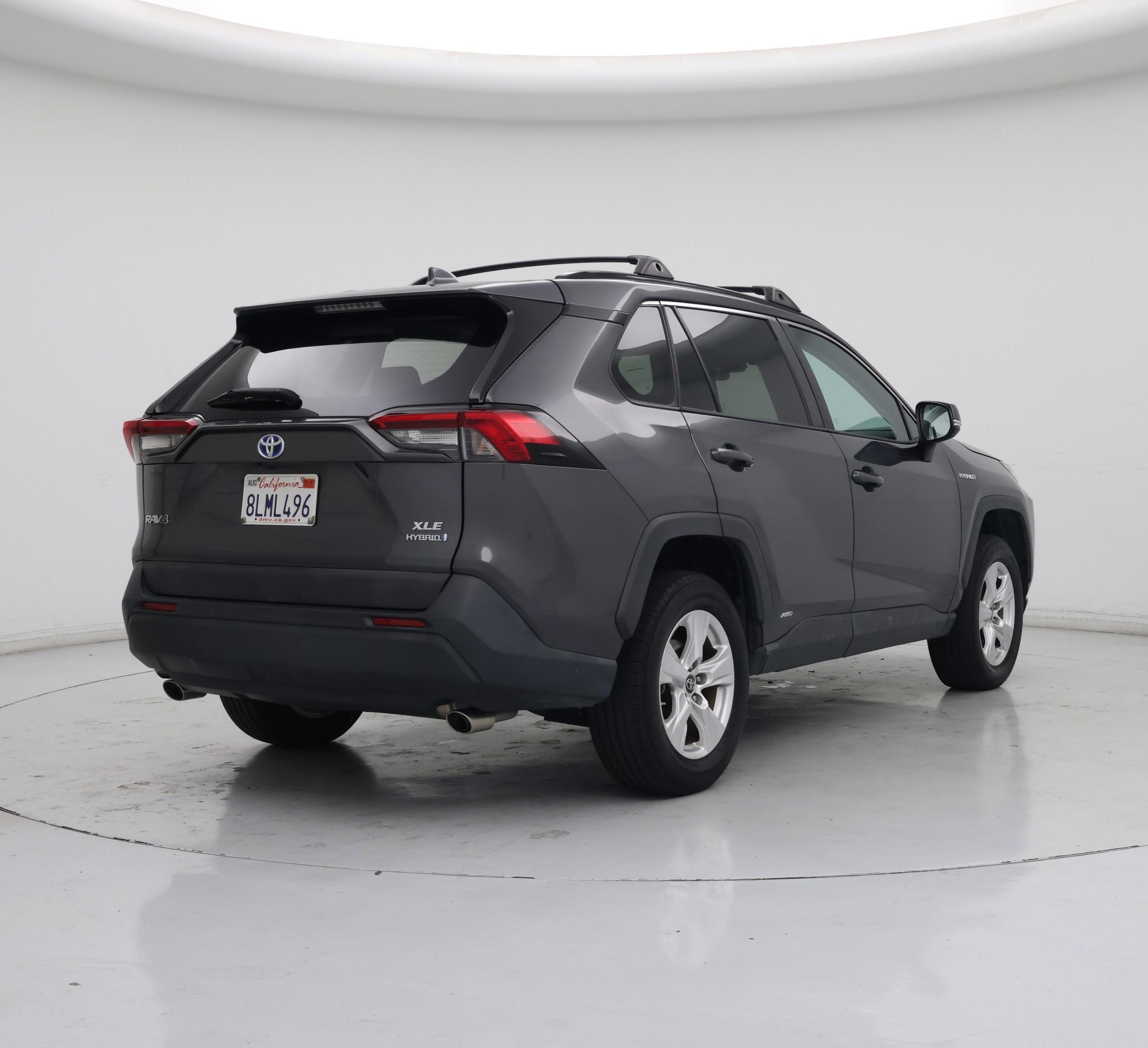 Thumbnail: 2019 Toyota RAV4 - 8