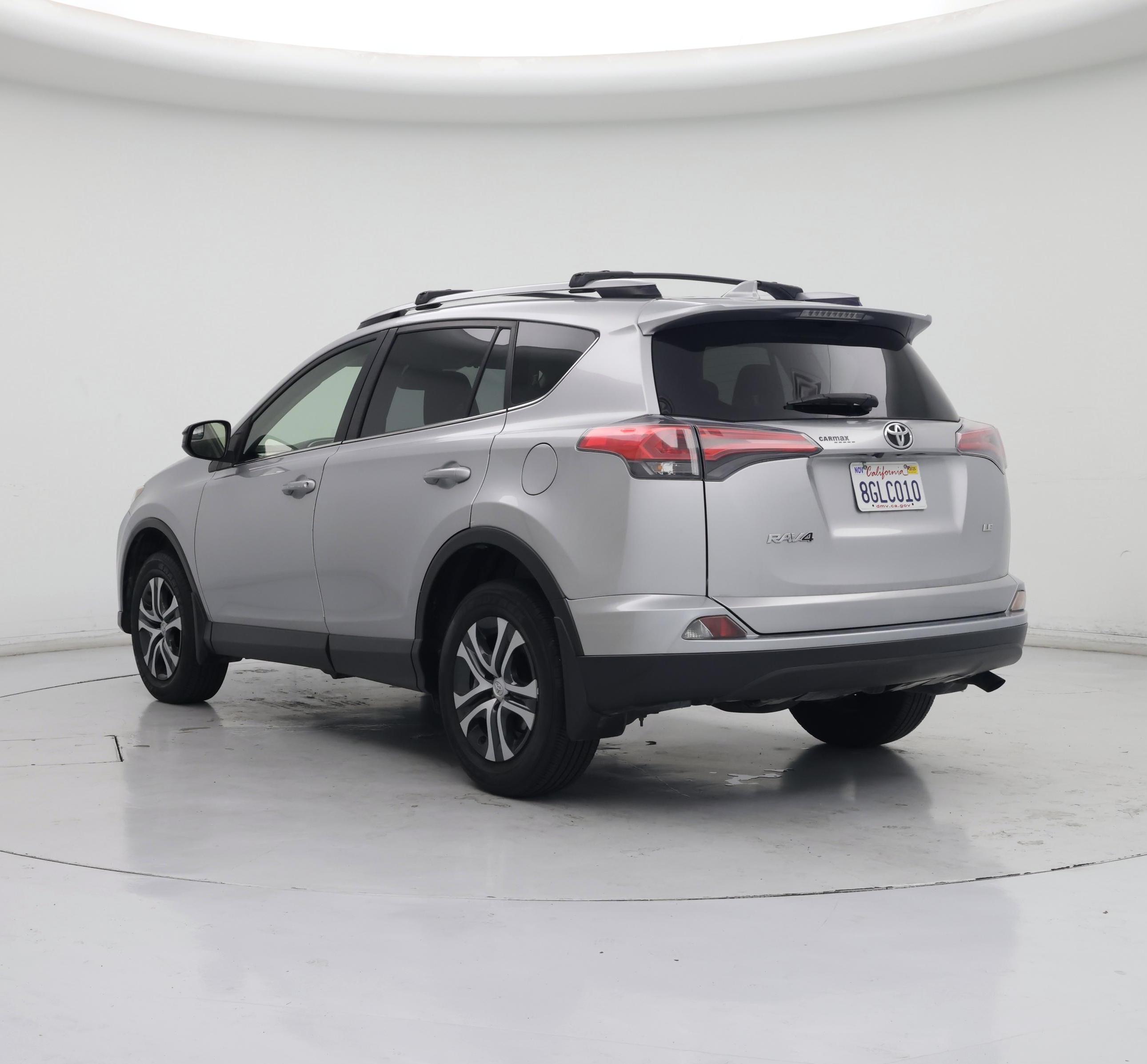 Thumbnail: 2018 Toyota RAV4 - 2