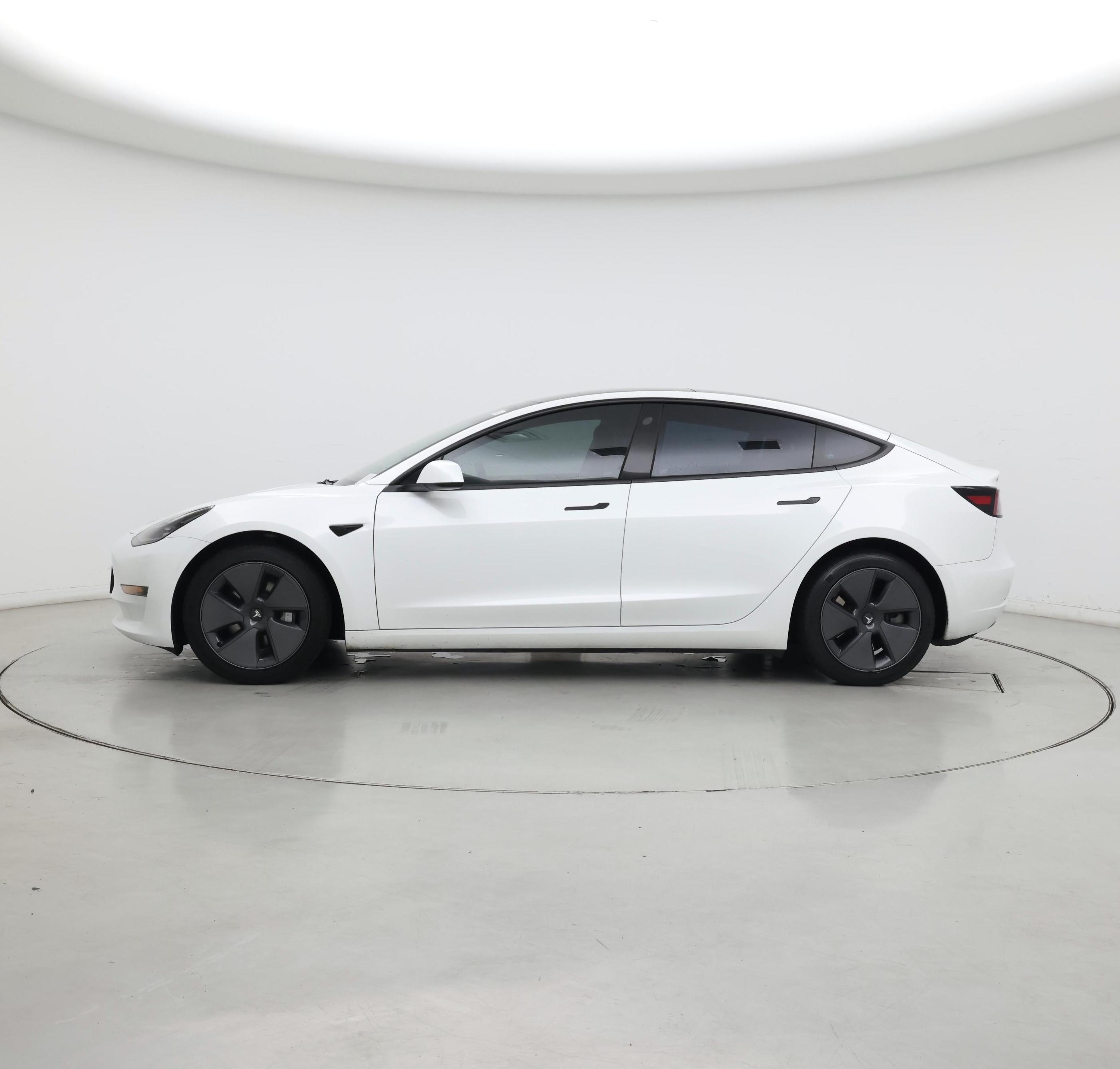 Thumbnail: 2023 Tesla Model 3 - 3