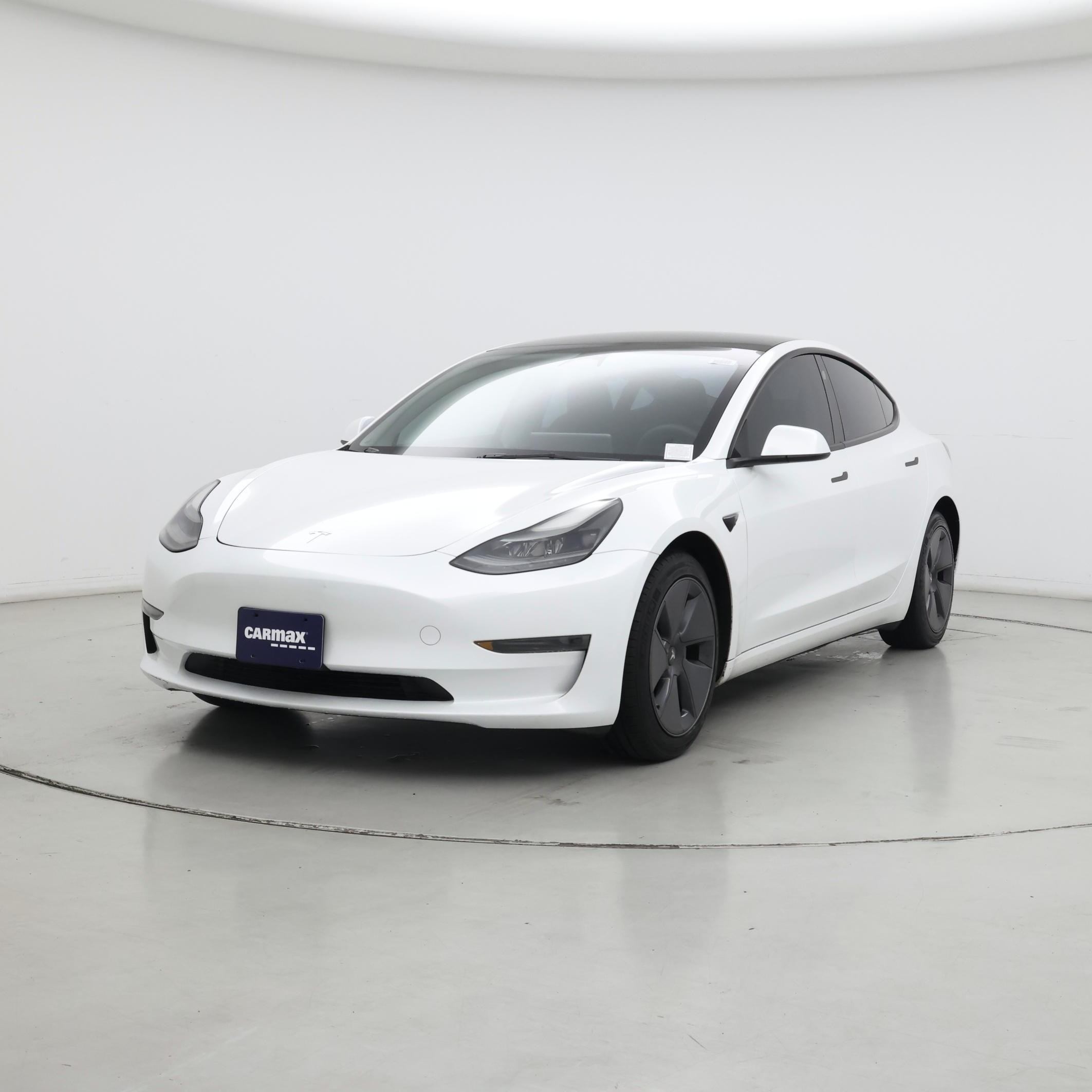 Thumbnail: 2023 Tesla Model 3 - 4