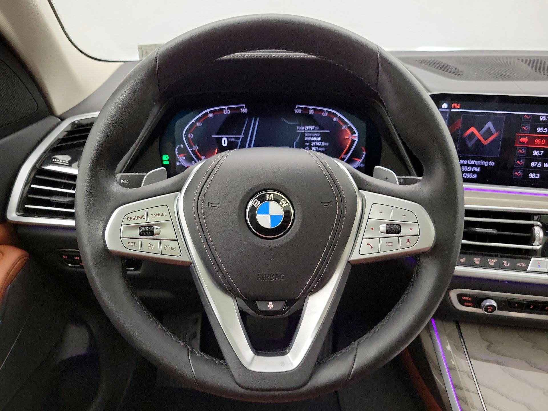 Thumbnail: 2021 BMW X7 - 10