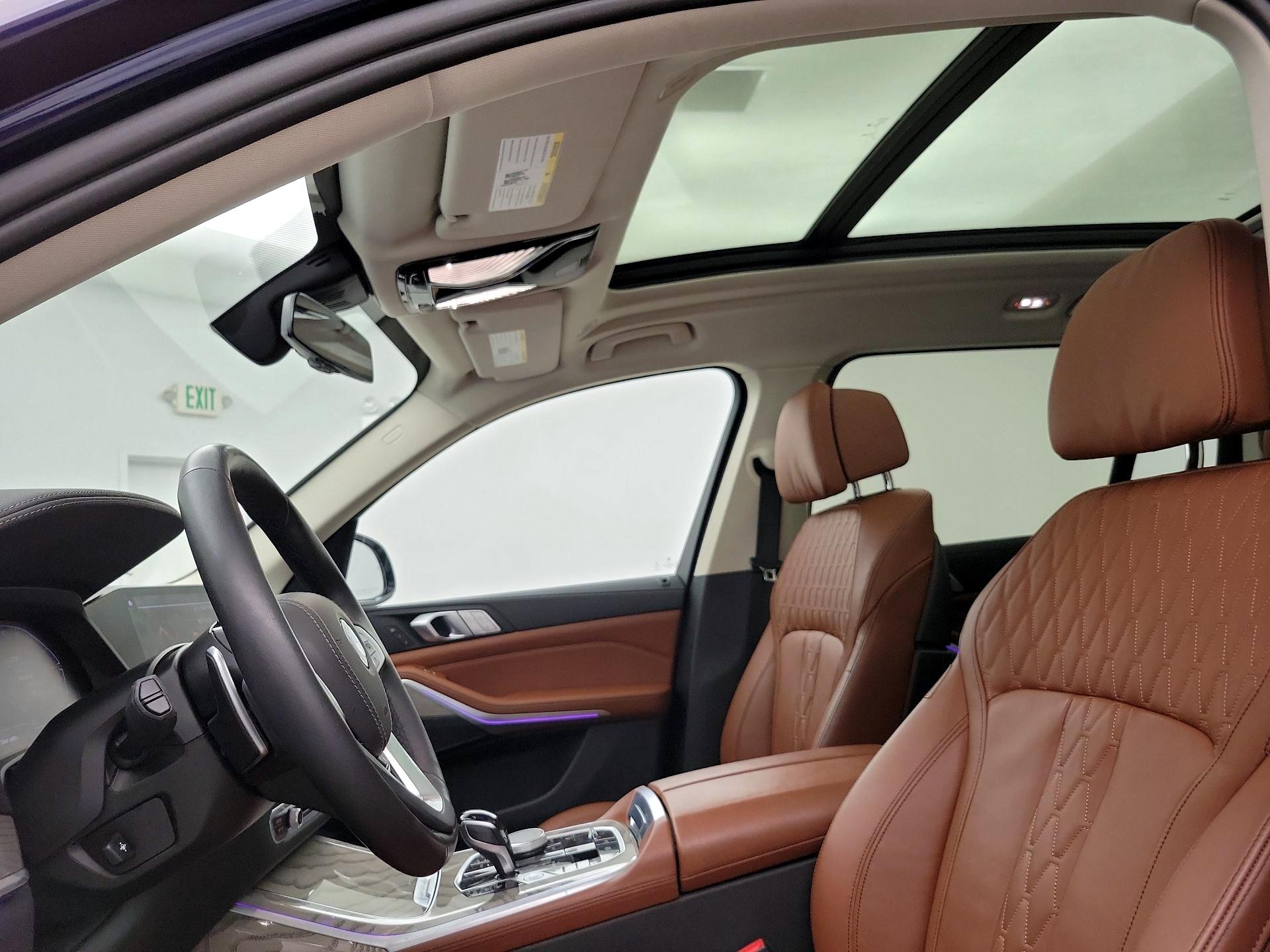 Thumbnail: 2021 BMW X7 - 20