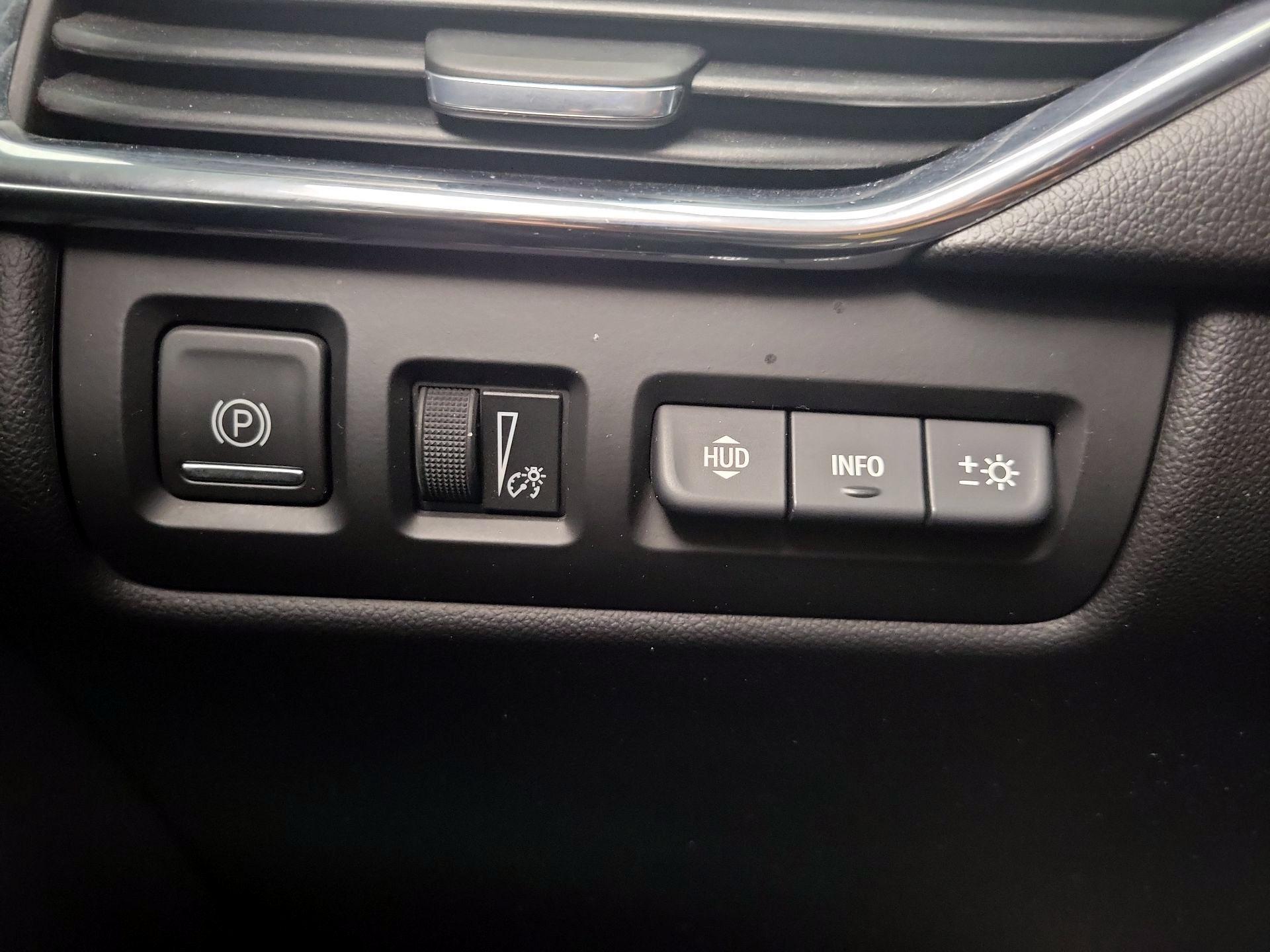 Thumbnail: 2019 Cadillac XT4 - 13