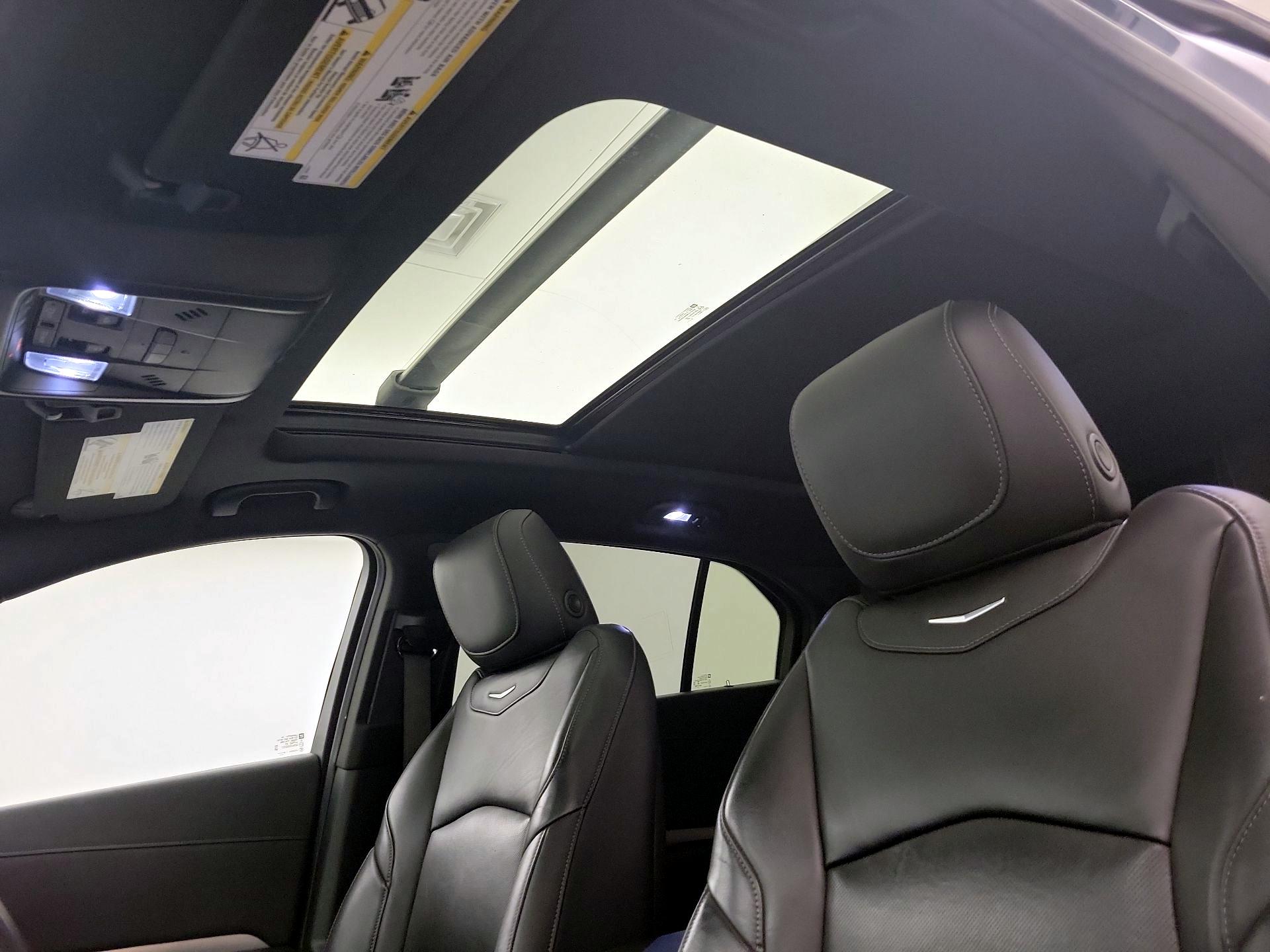 Thumbnail: 2019 Cadillac XT4 - 20