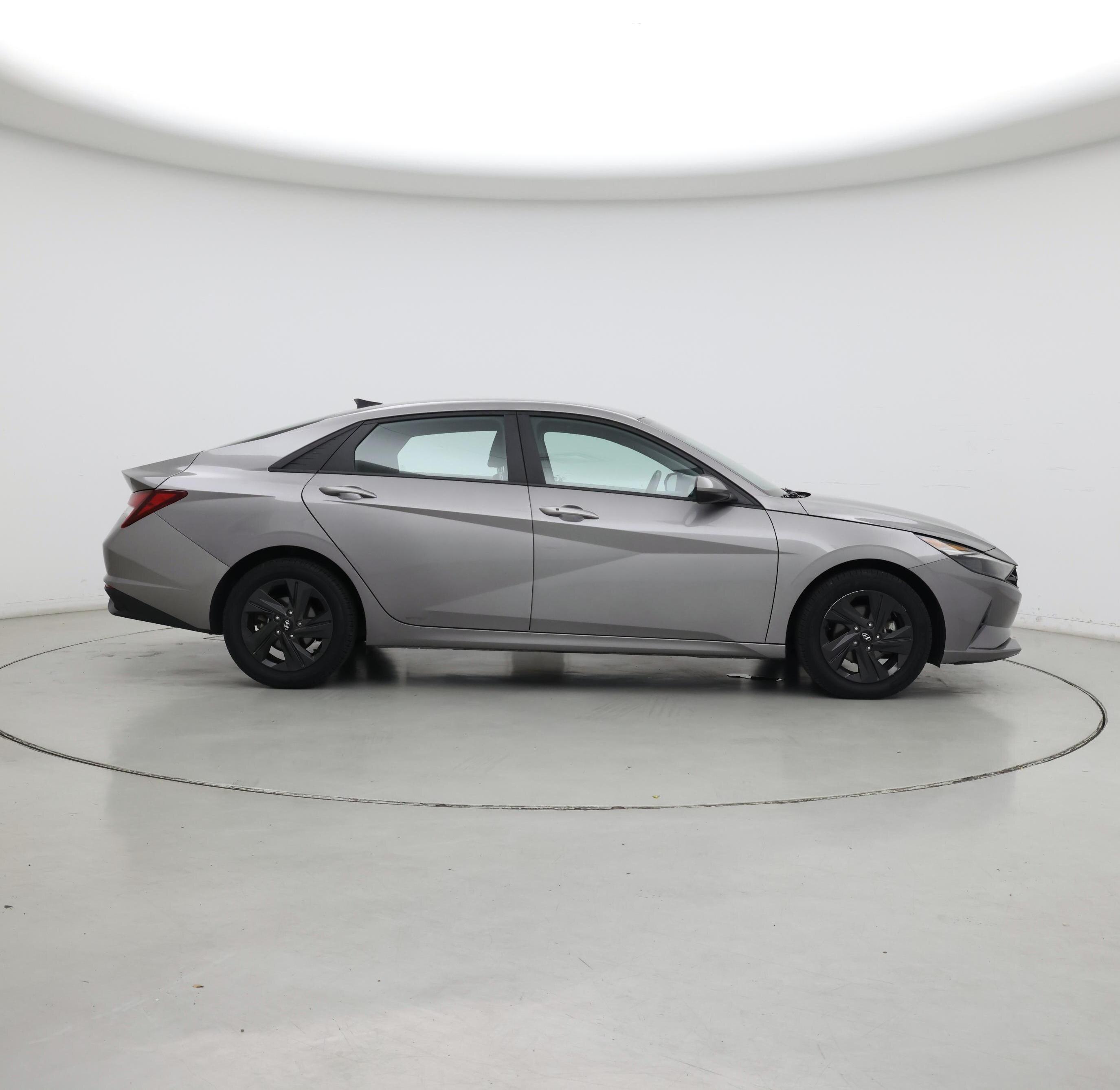 Thumbnail: 2022 Hyundai Elantra - 7