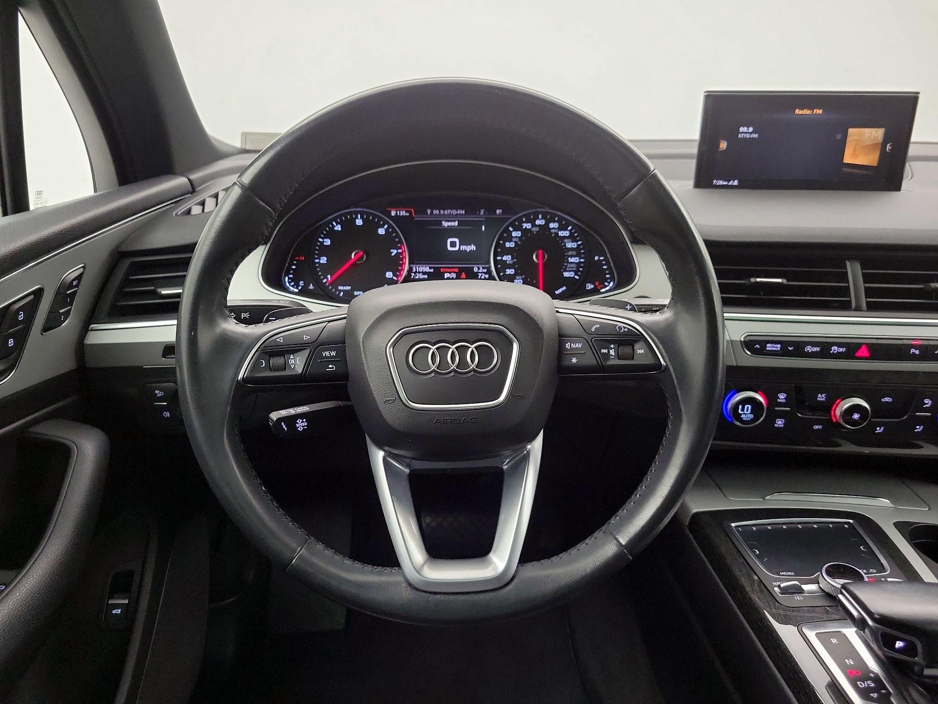 Thumbnail: 2019 Audi Q7 - 10