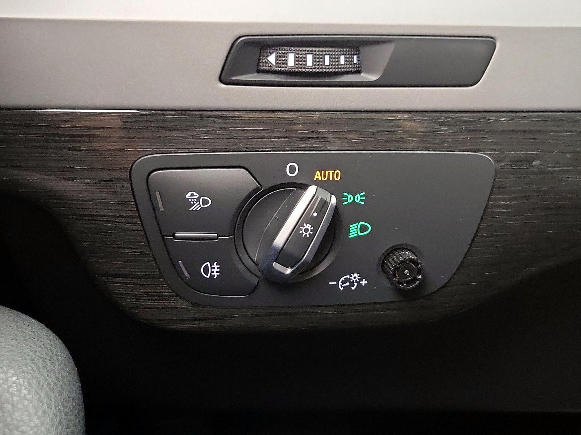 Thumbnail: 2019 Audi Q7 - 13