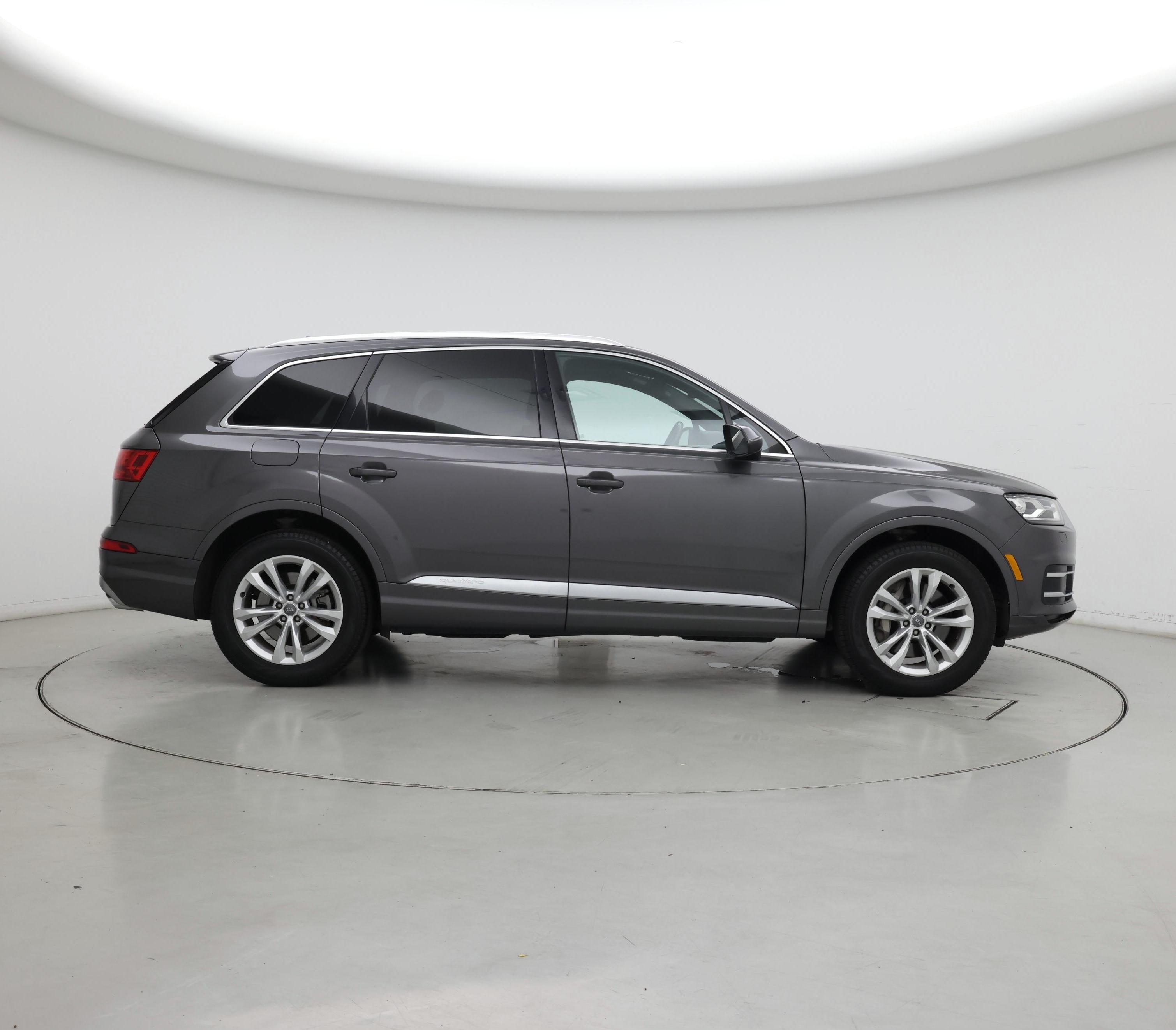 Thumbnail: 2019 Audi Q7 - 7