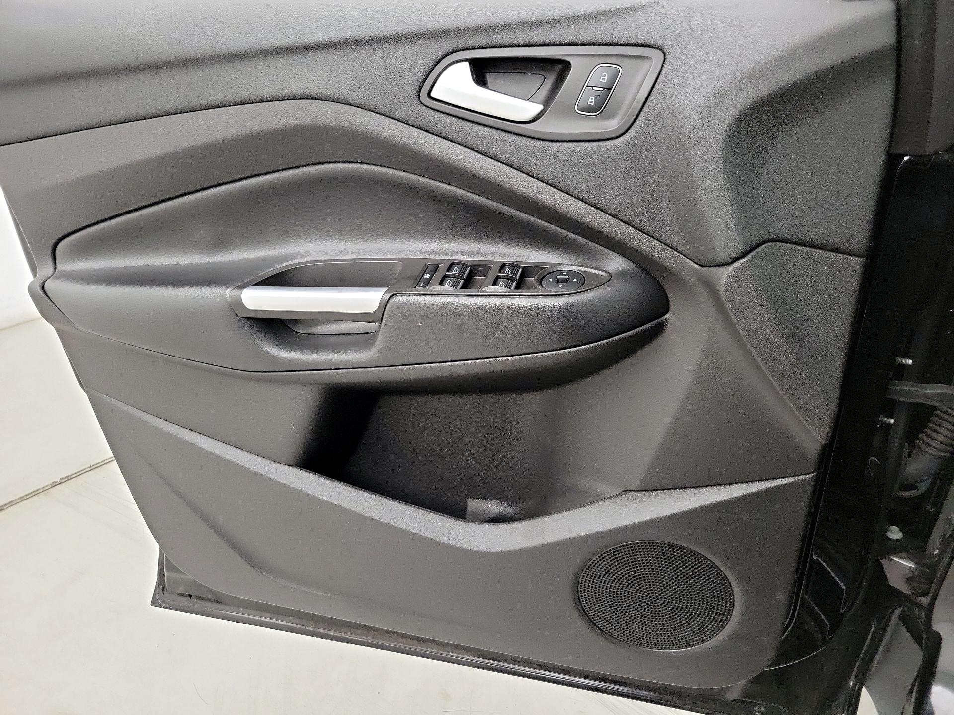 Thumbnail: 2019 Ford Escape - 12
