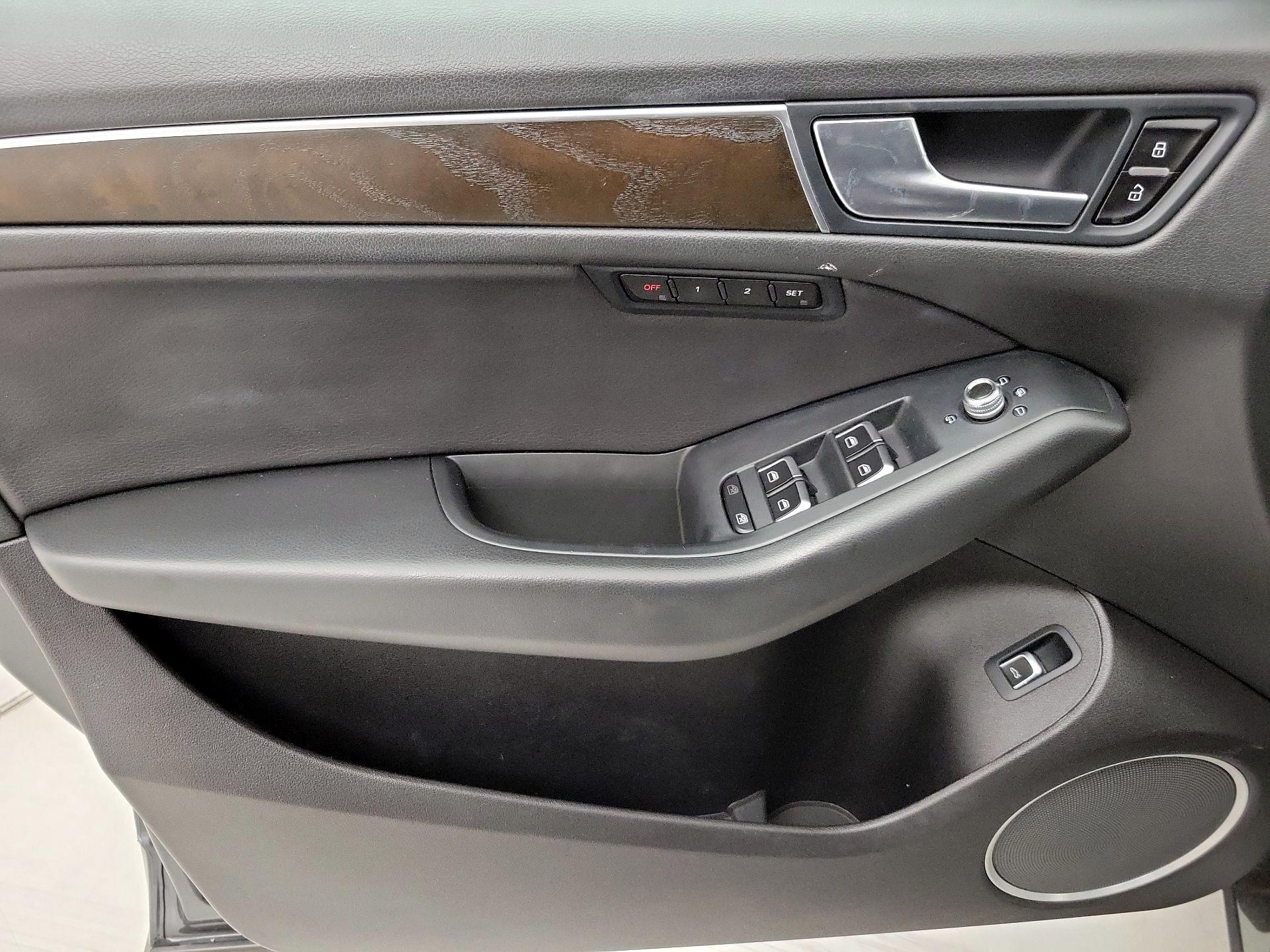 Thumbnail: 2017 Audi Q5 - 12