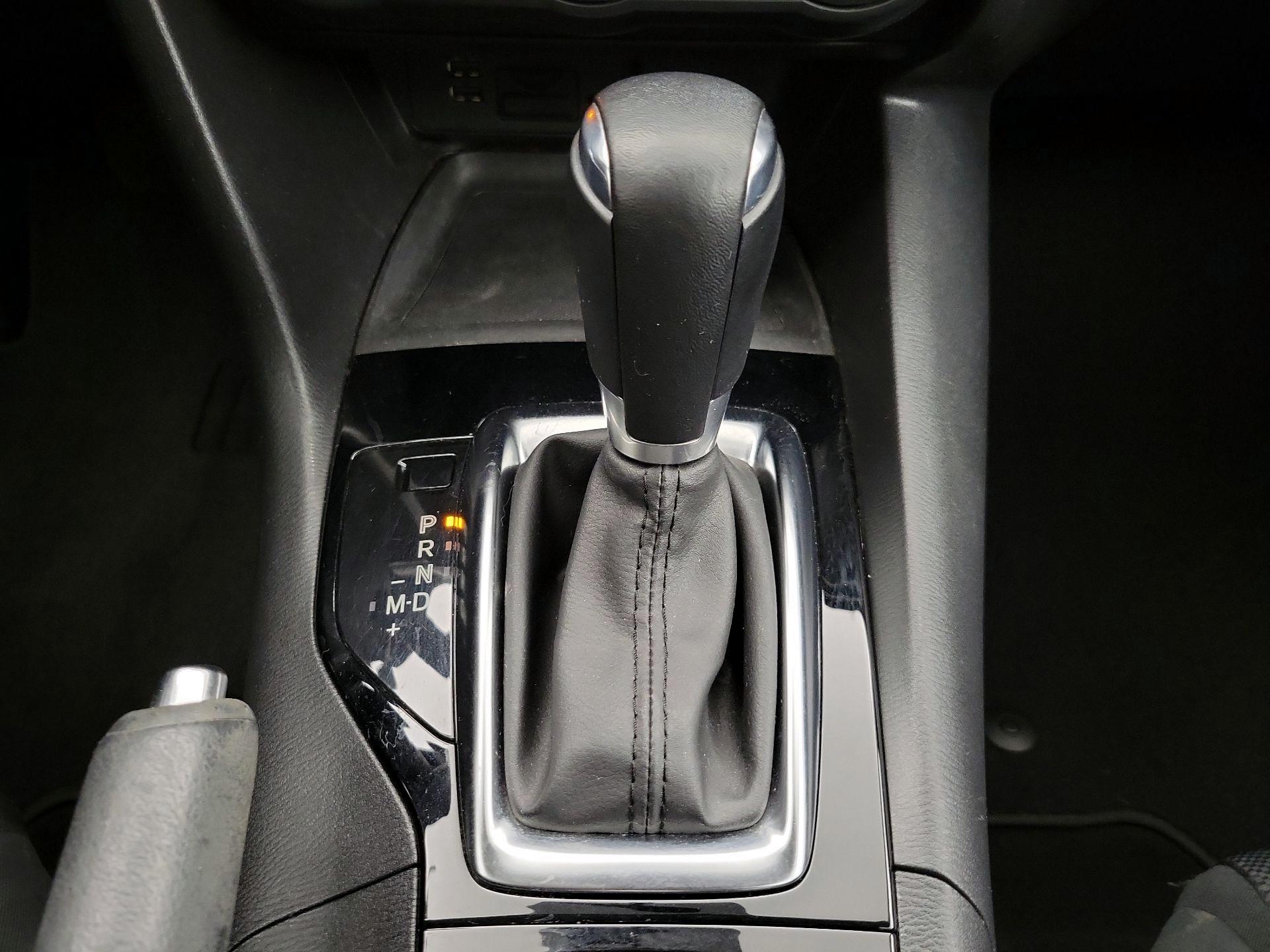 Thumbnail: 2015 Mazda Mazda3 - 16