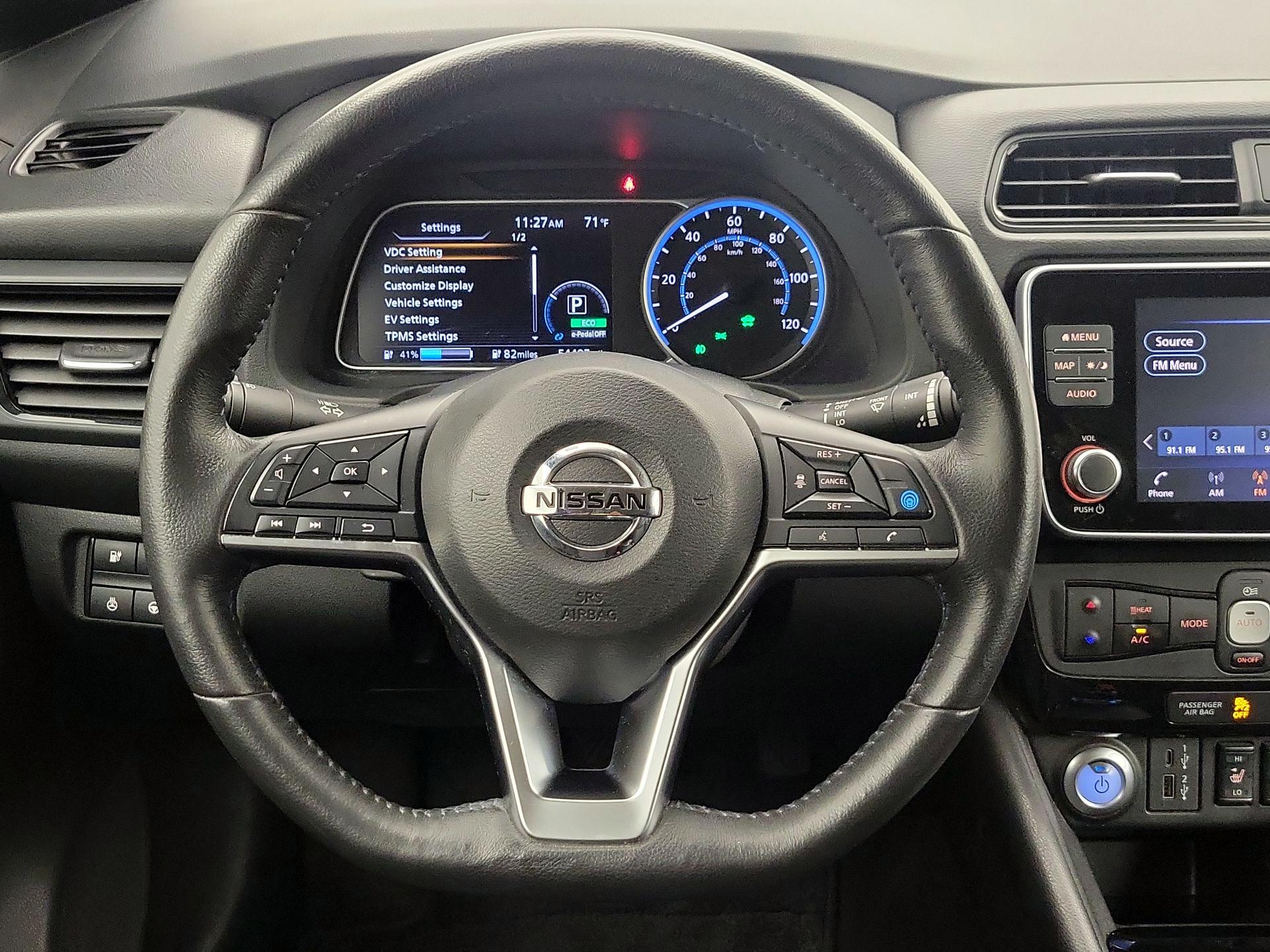 Thumbnail: 2022 Nissan Leaf - 10