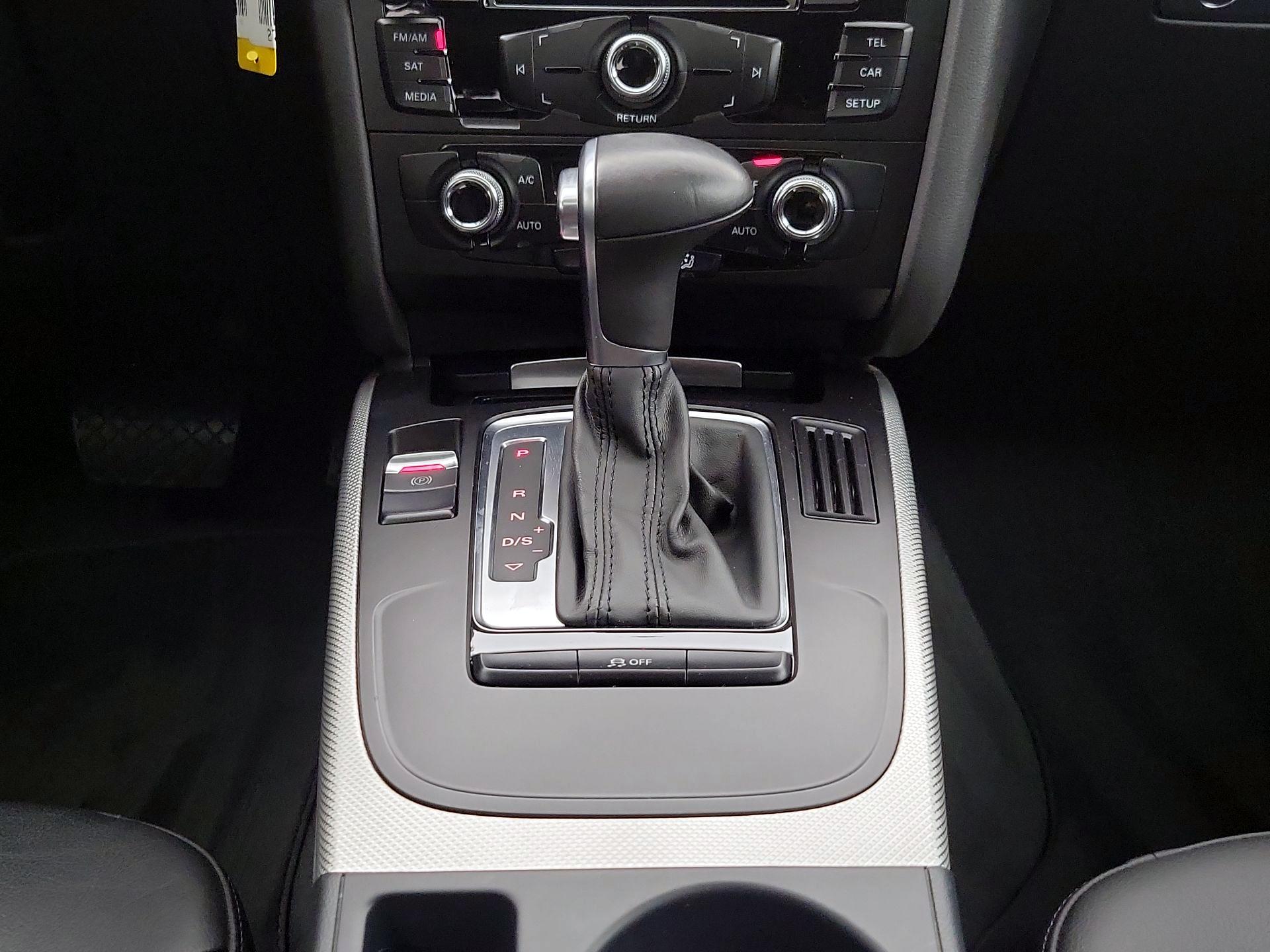 Thumbnail: 2015 Audi A4 - 16