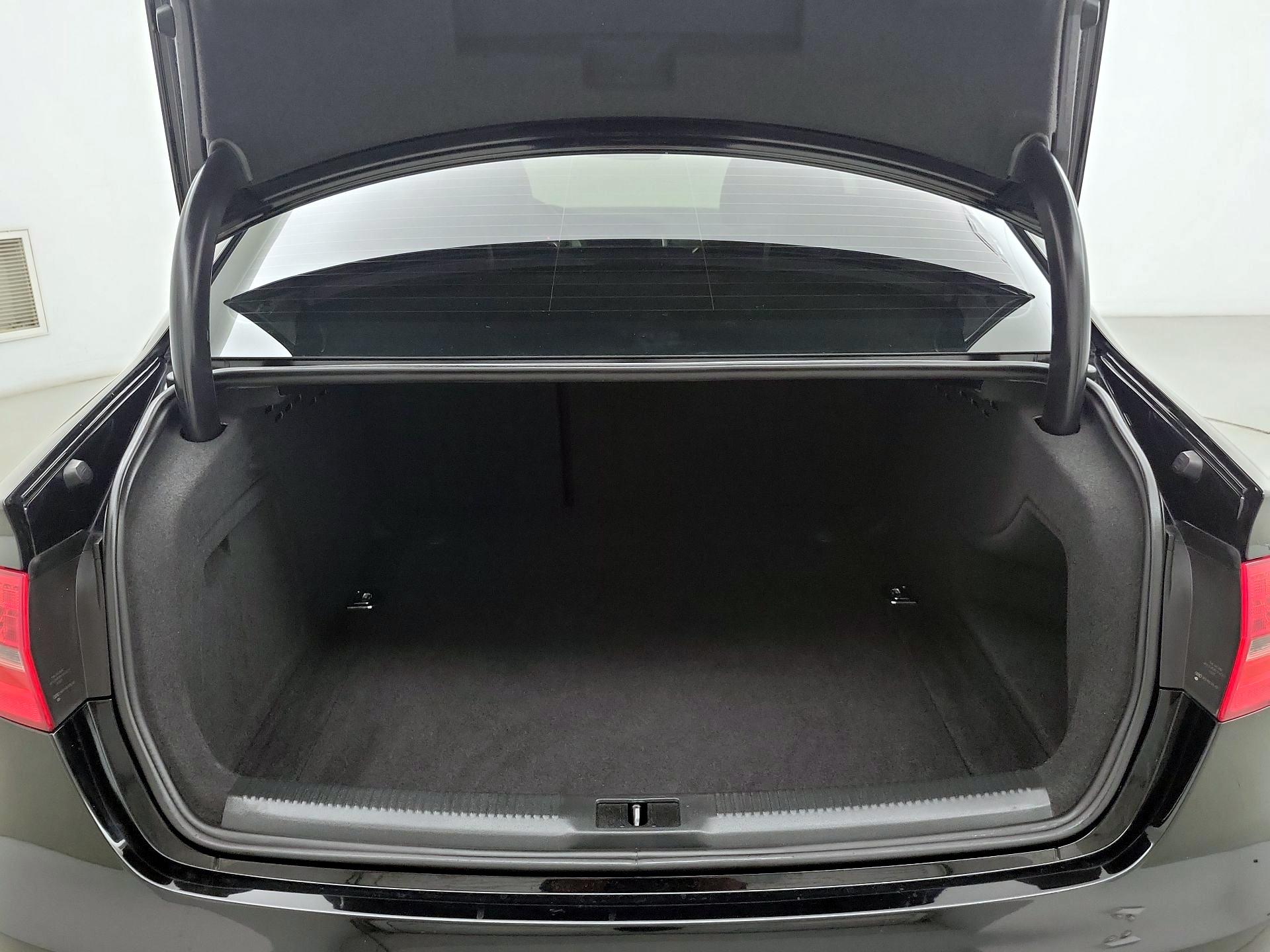 Thumbnail: 2015 Audi A4 - 20