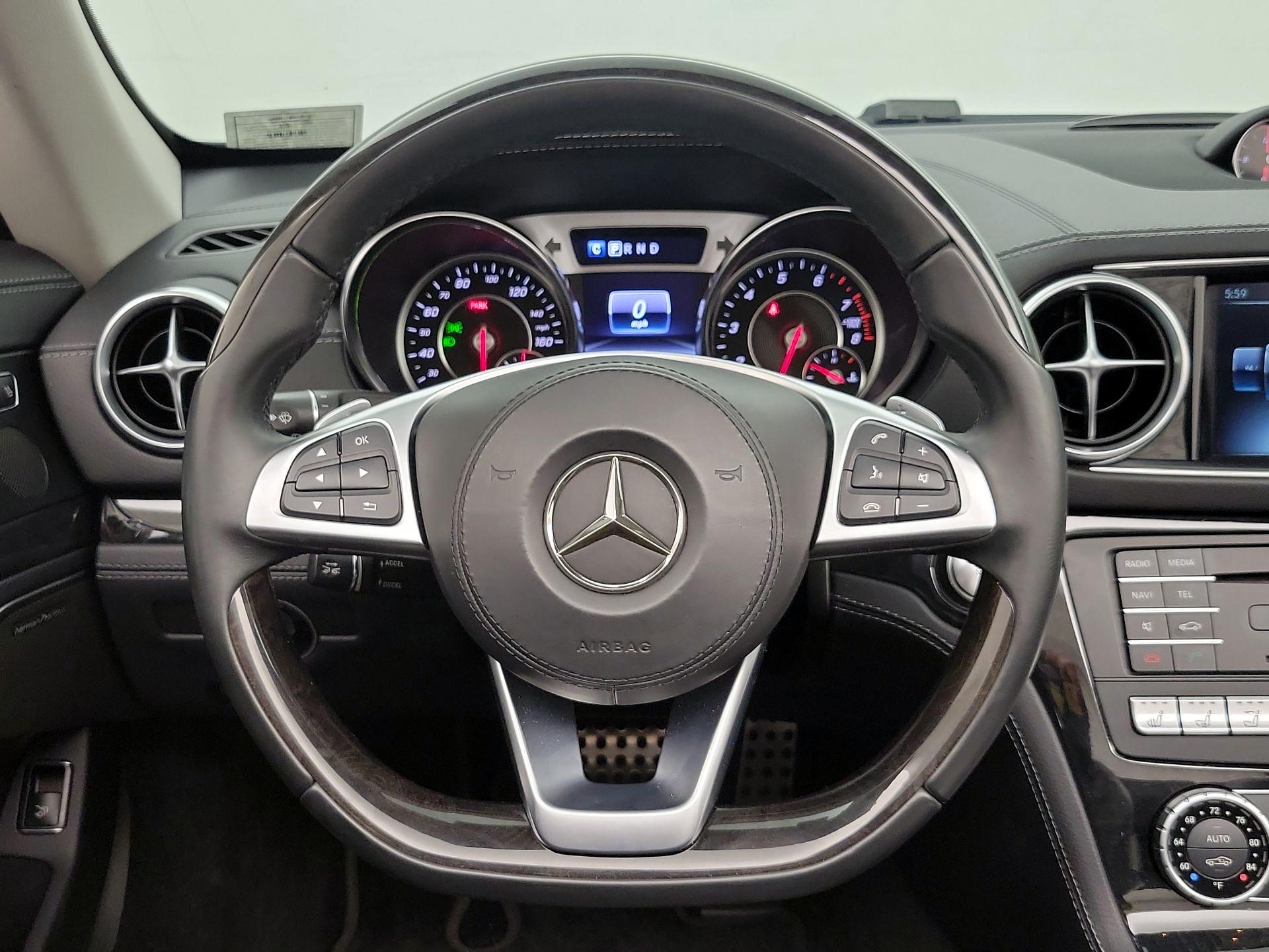Thumbnail: 2019 Mercedes-Benz SL-Class - 10