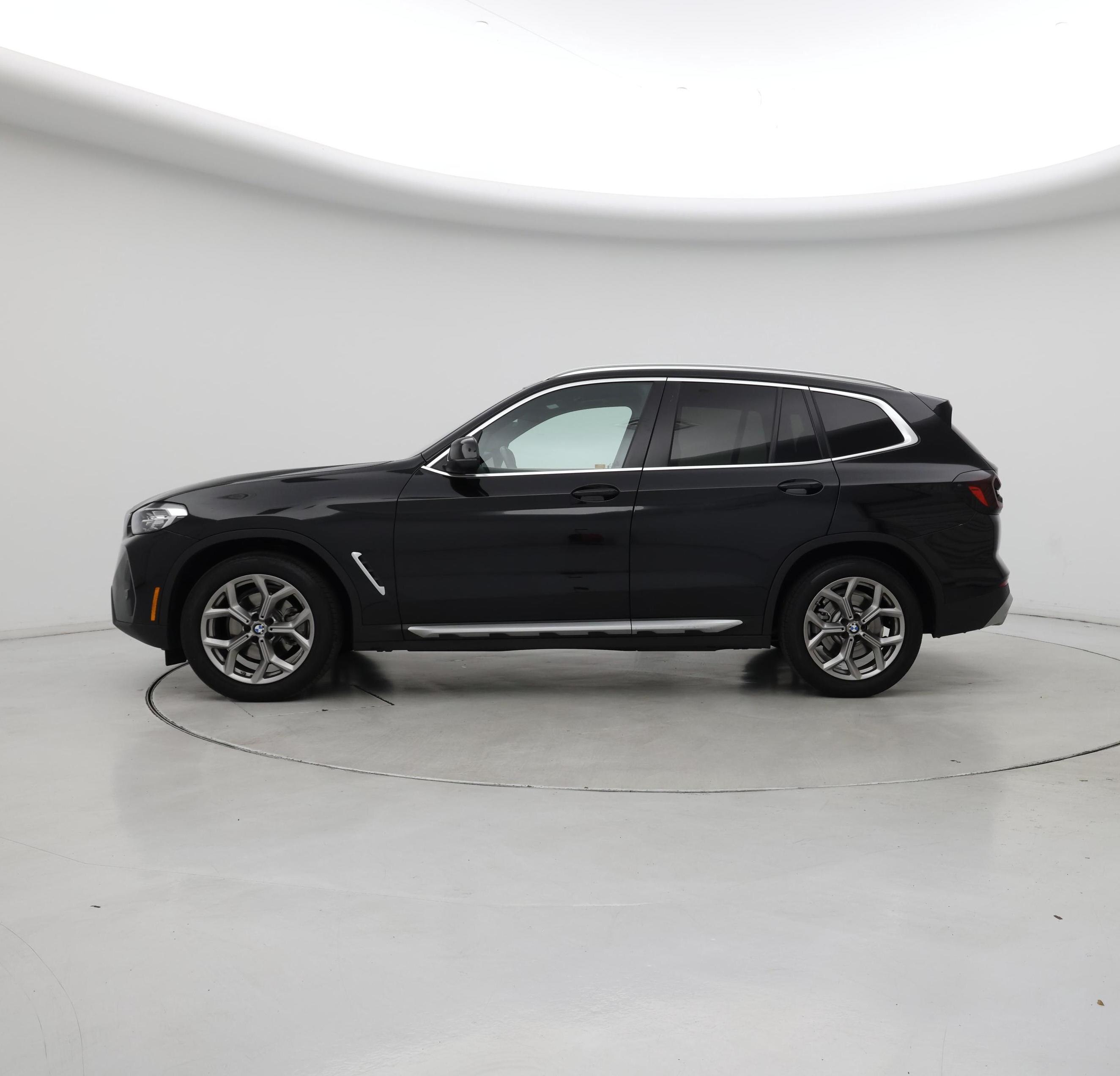 Thumbnail: 2022 BMW X3 - 3