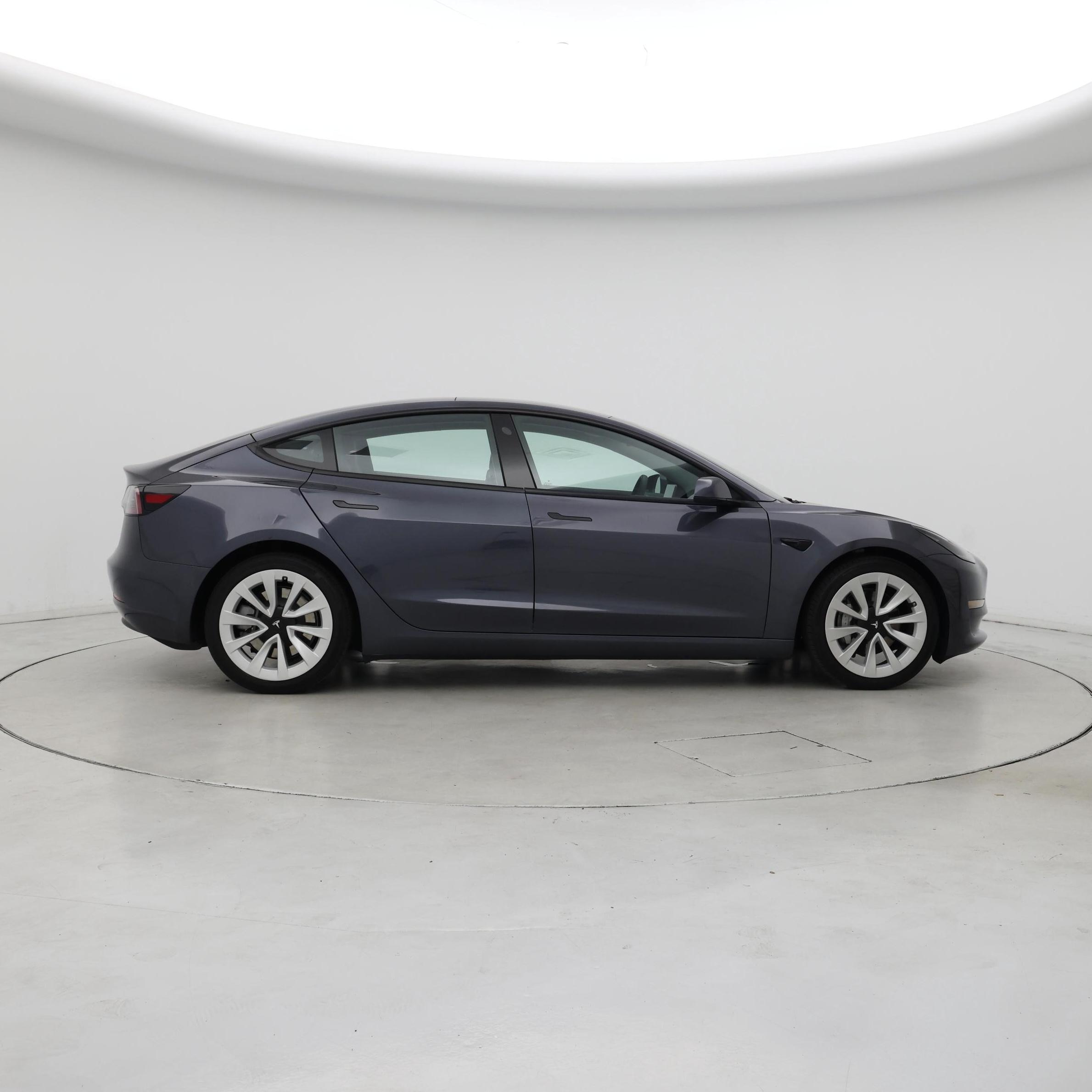Thumbnail: 2022 Tesla Model 3 - 7
