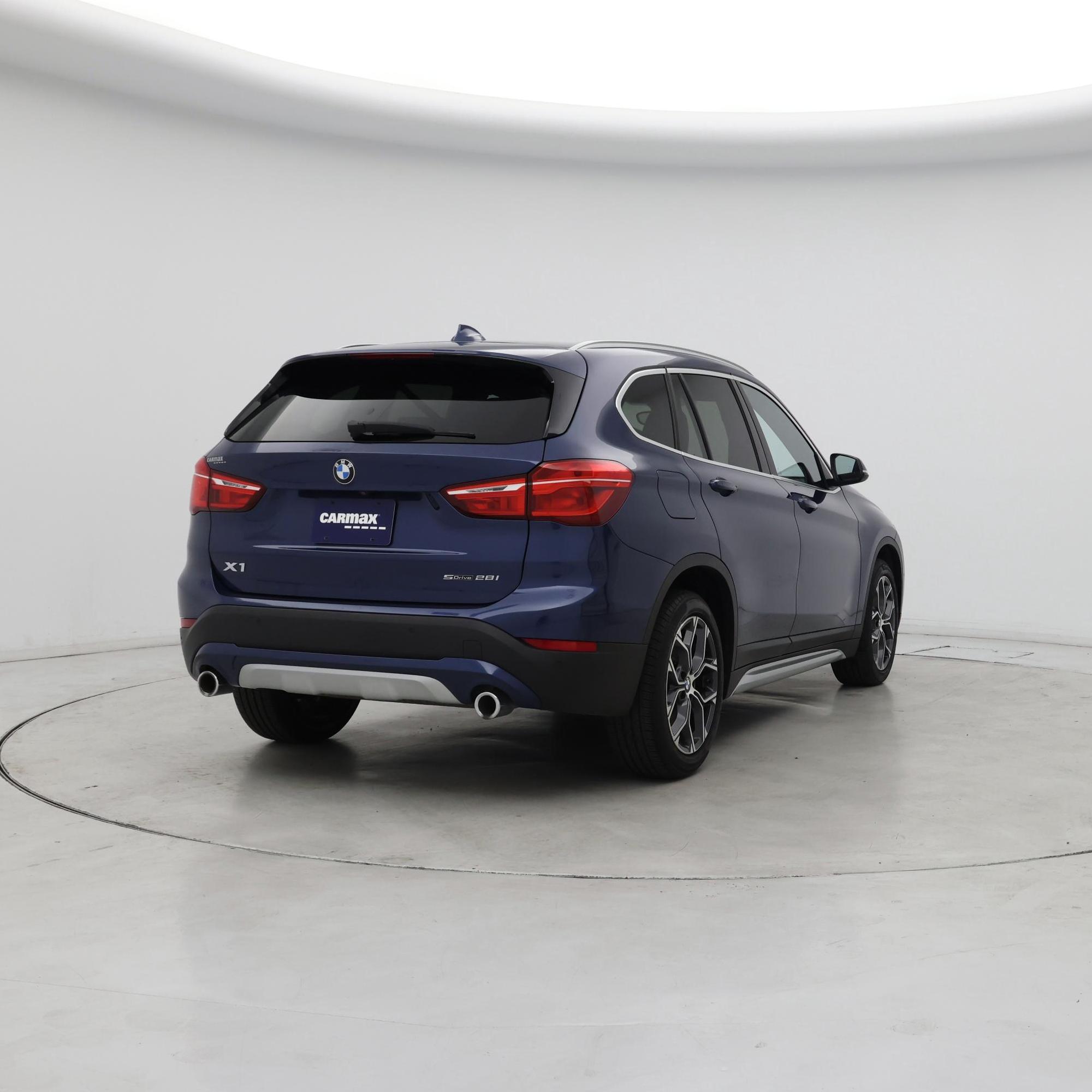 Thumbnail: 2021 BMW X1 - 8