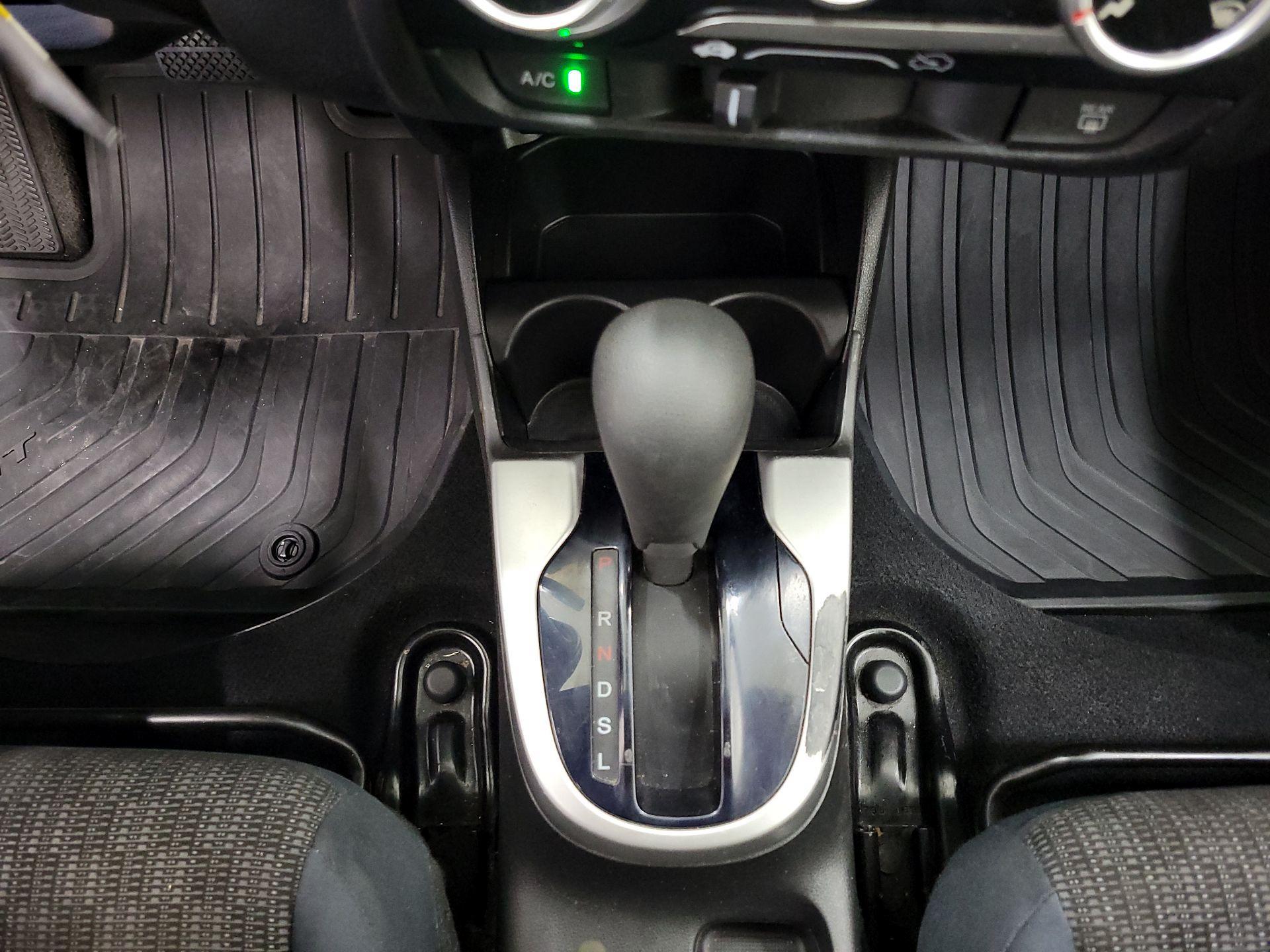 Thumbnail: 2016 Honda Fit - 17