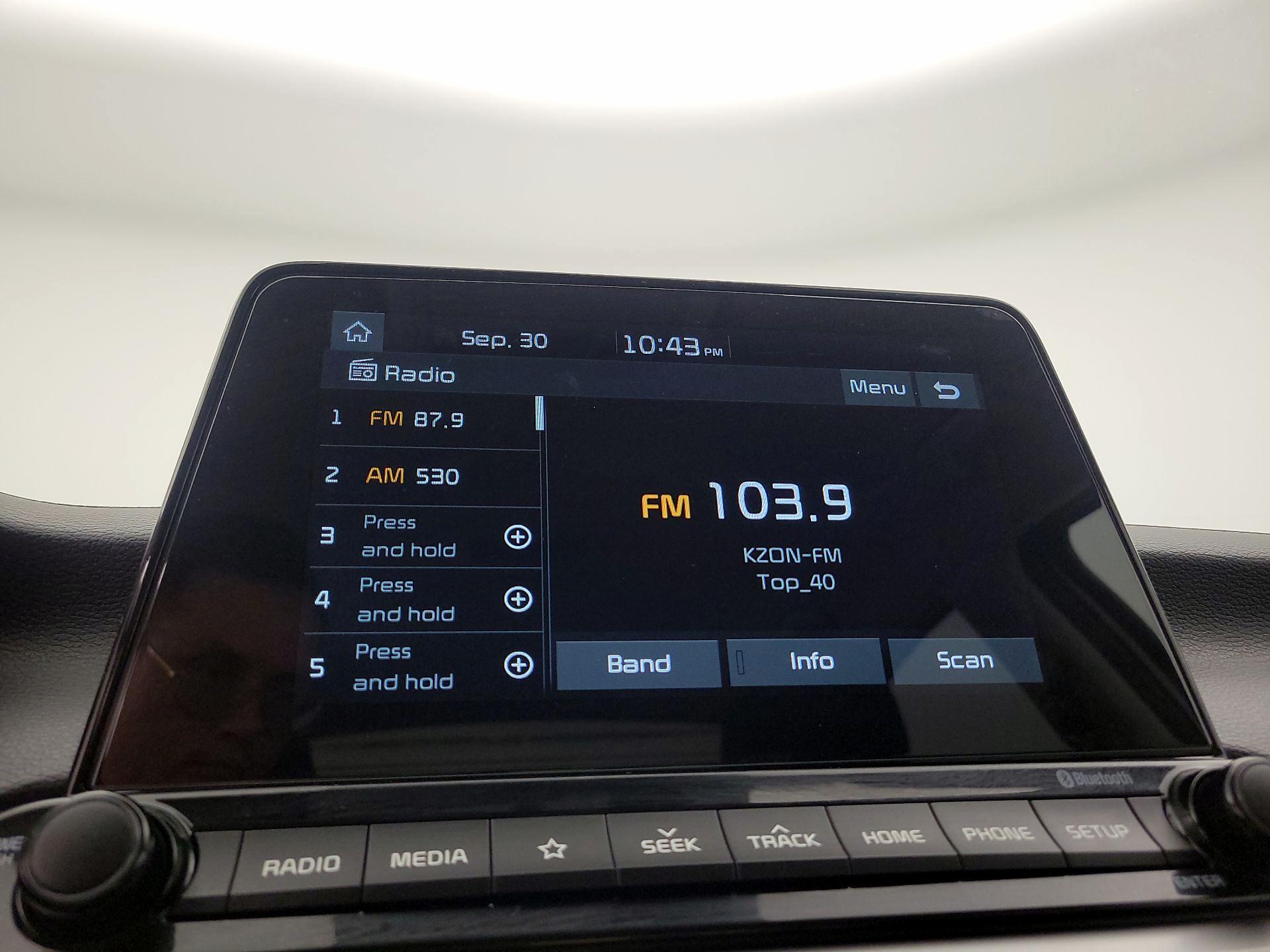 Thumbnail: 2021 Kia Forte - 15