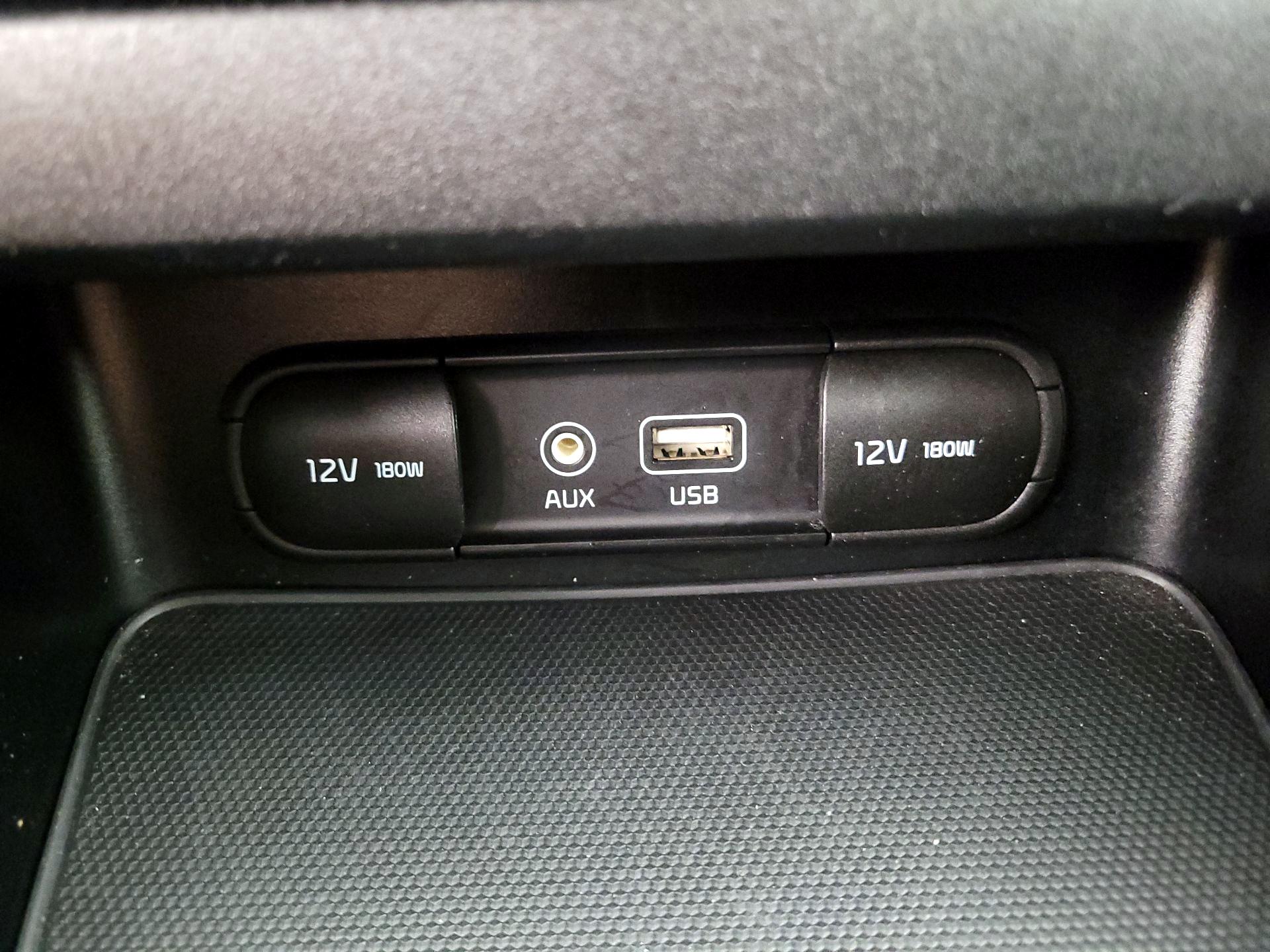 Thumbnail: 2021 Kia Forte - 18