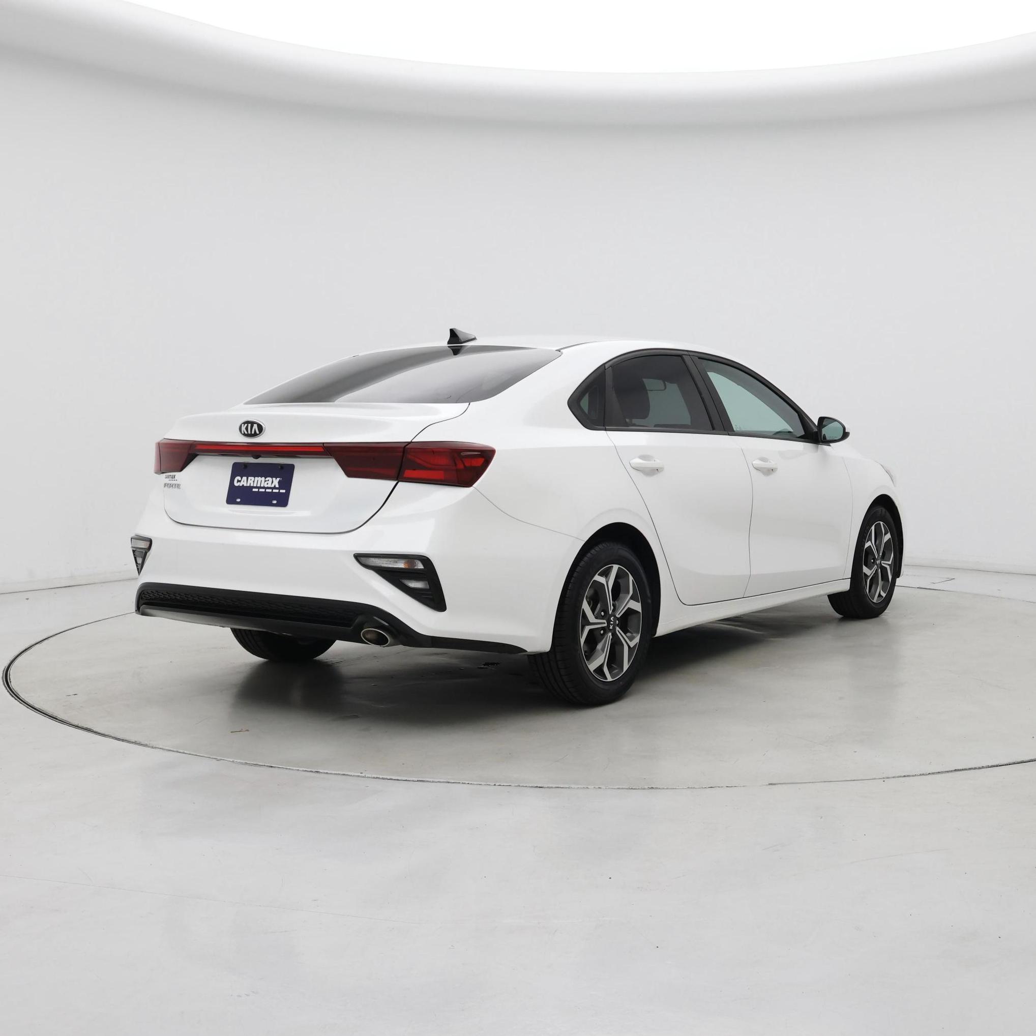 Thumbnail: 2021 Kia Forte - 8