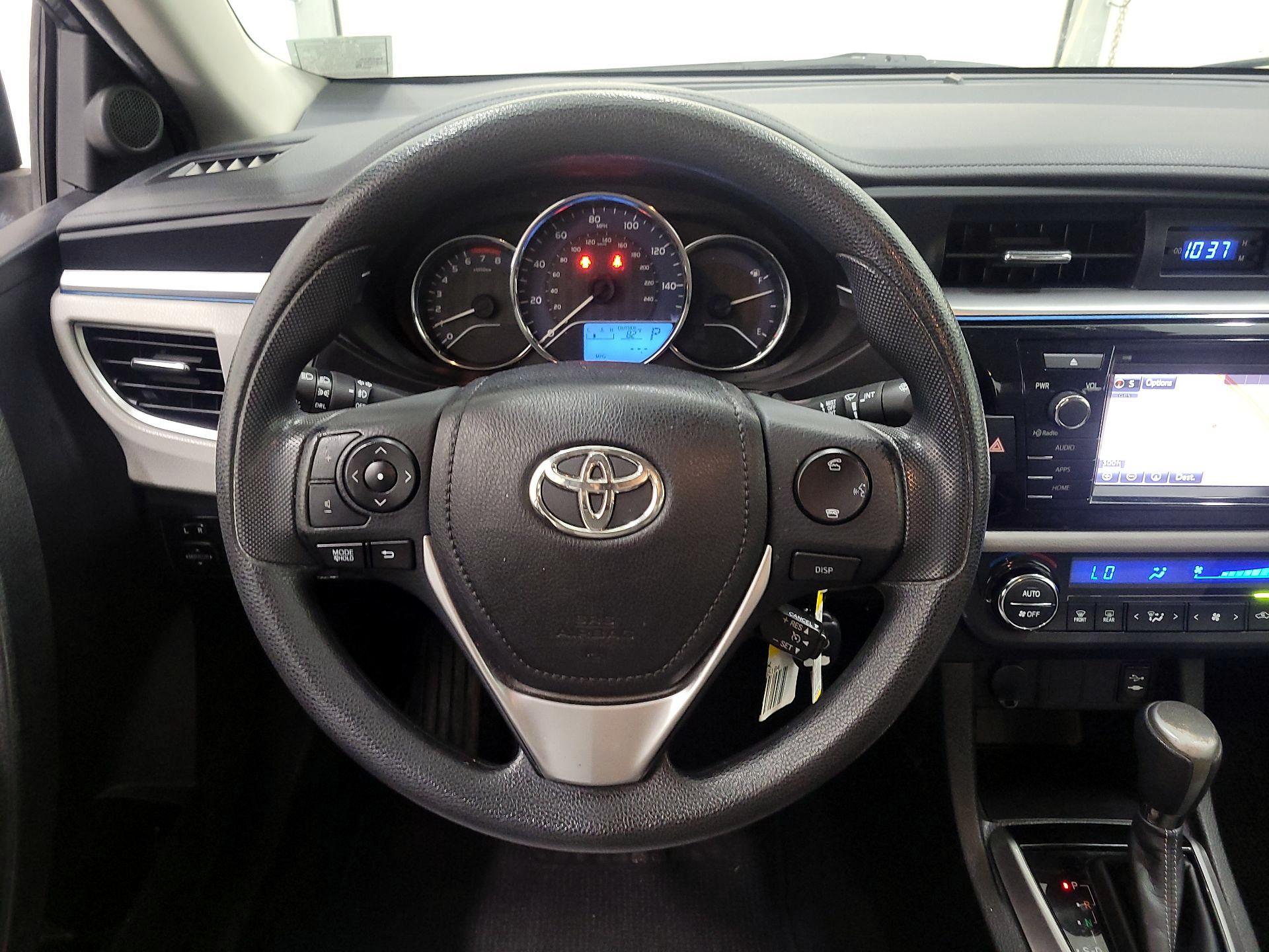 Thumbnail: 2014 Toyota Corolla - 10
