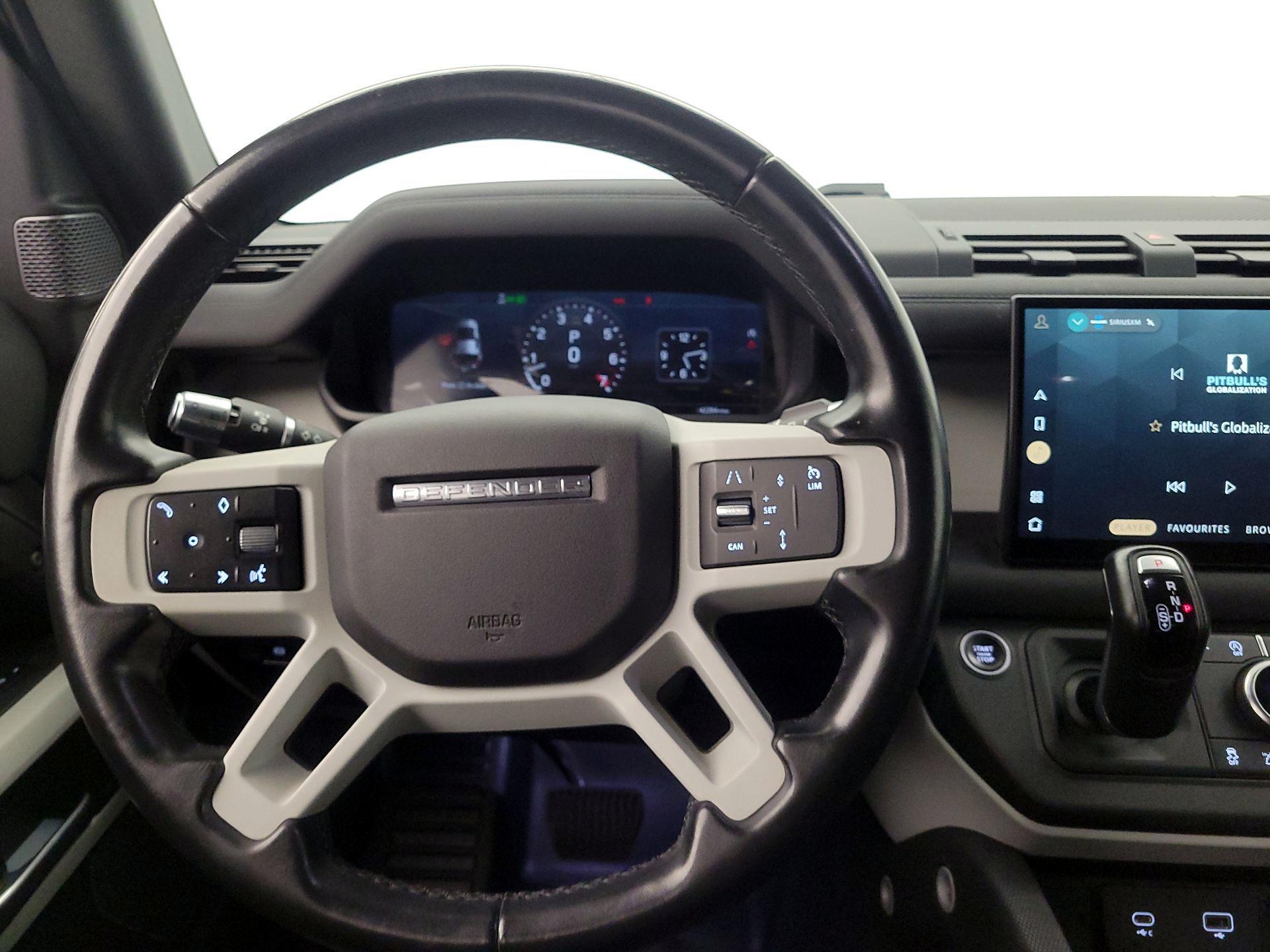 Thumbnail: 2022 Land Rover Defender - 10