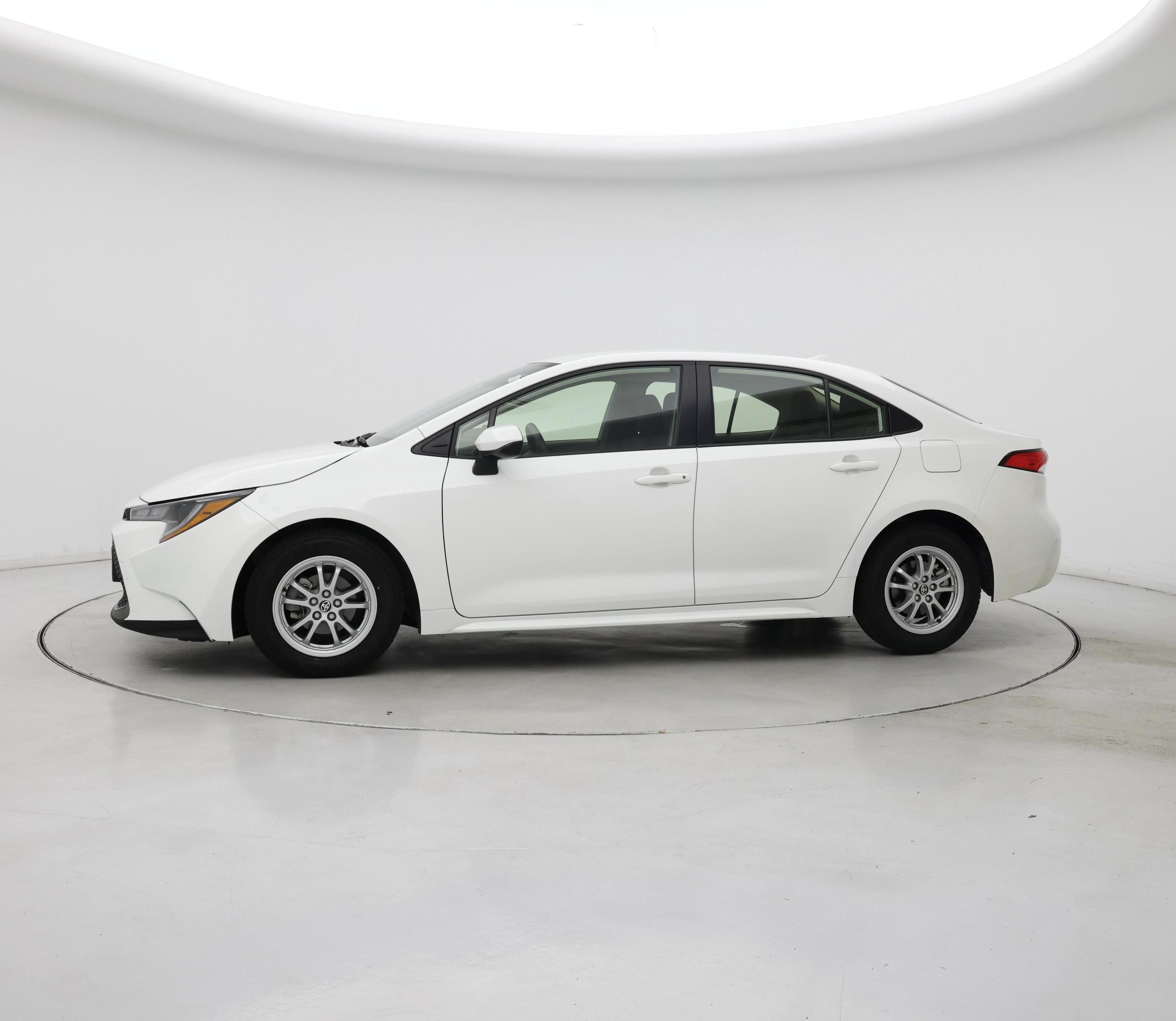 Thumbnail: 2022 Toyota Corolla - 3