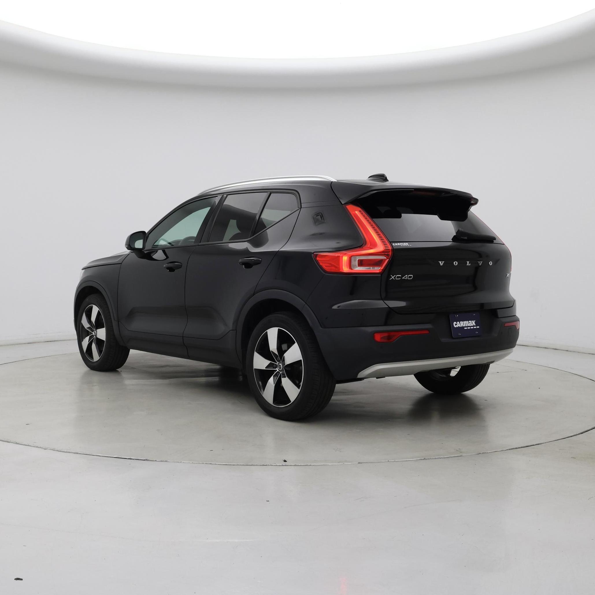 Thumbnail: 2020 Volvo XC40 - 2
