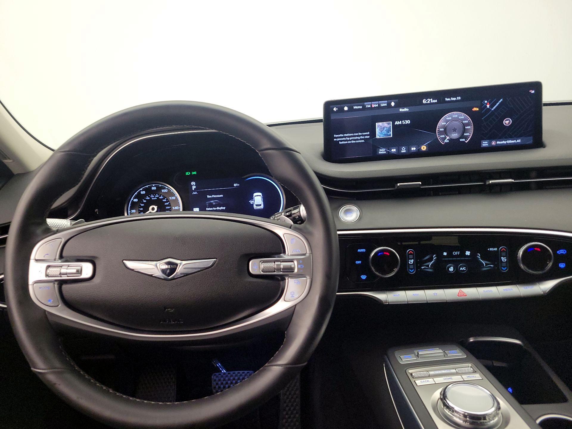 Thumbnail: 2023 Genesis GV70 - 10