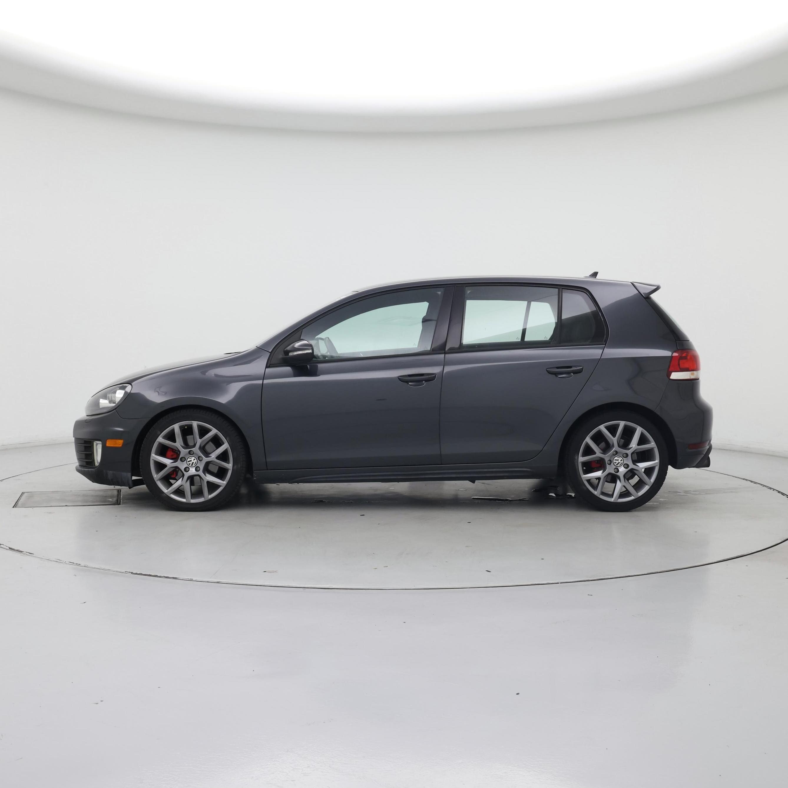 Thumbnail: 2014 Volkswagen Golf - 3